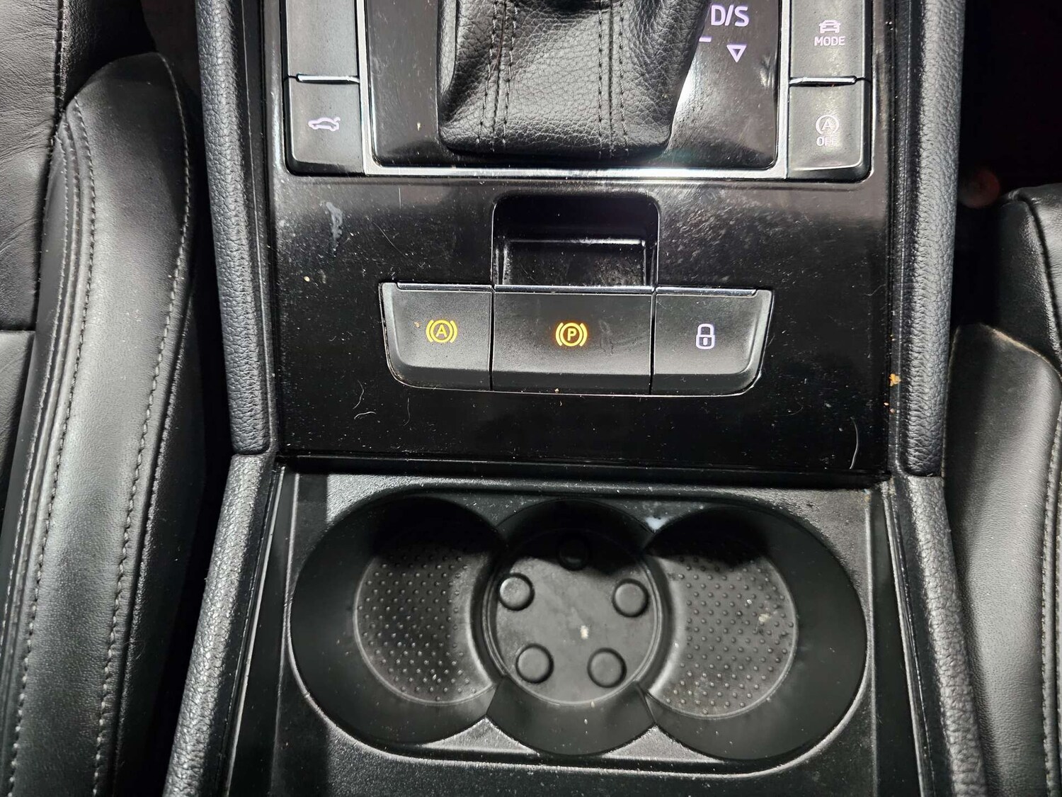 Used Skoda Superb 2017 for sale - 76972473: Photo 65