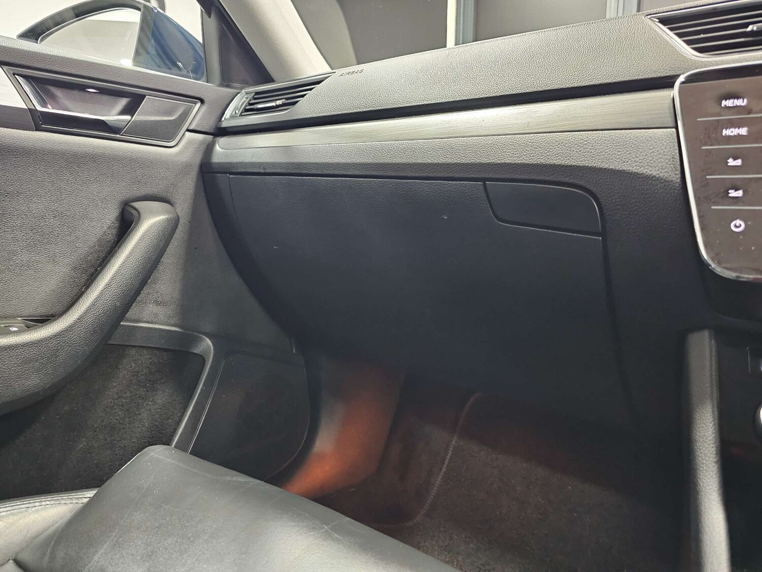 Used Skoda Superb 2017 for sale - 76972473: Photo 78