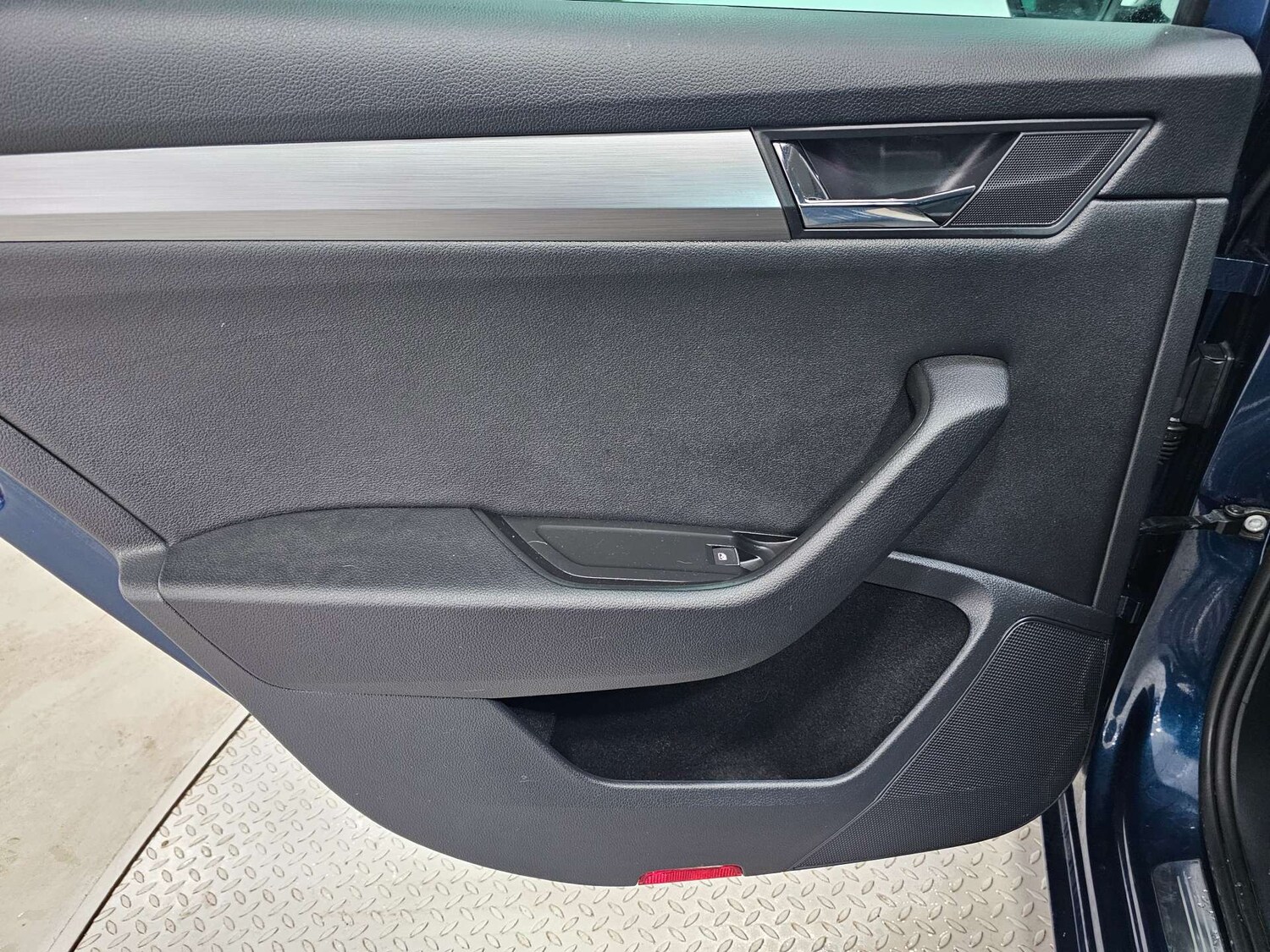 Used Skoda Superb 2017 for sale - 76972473: Photo 91