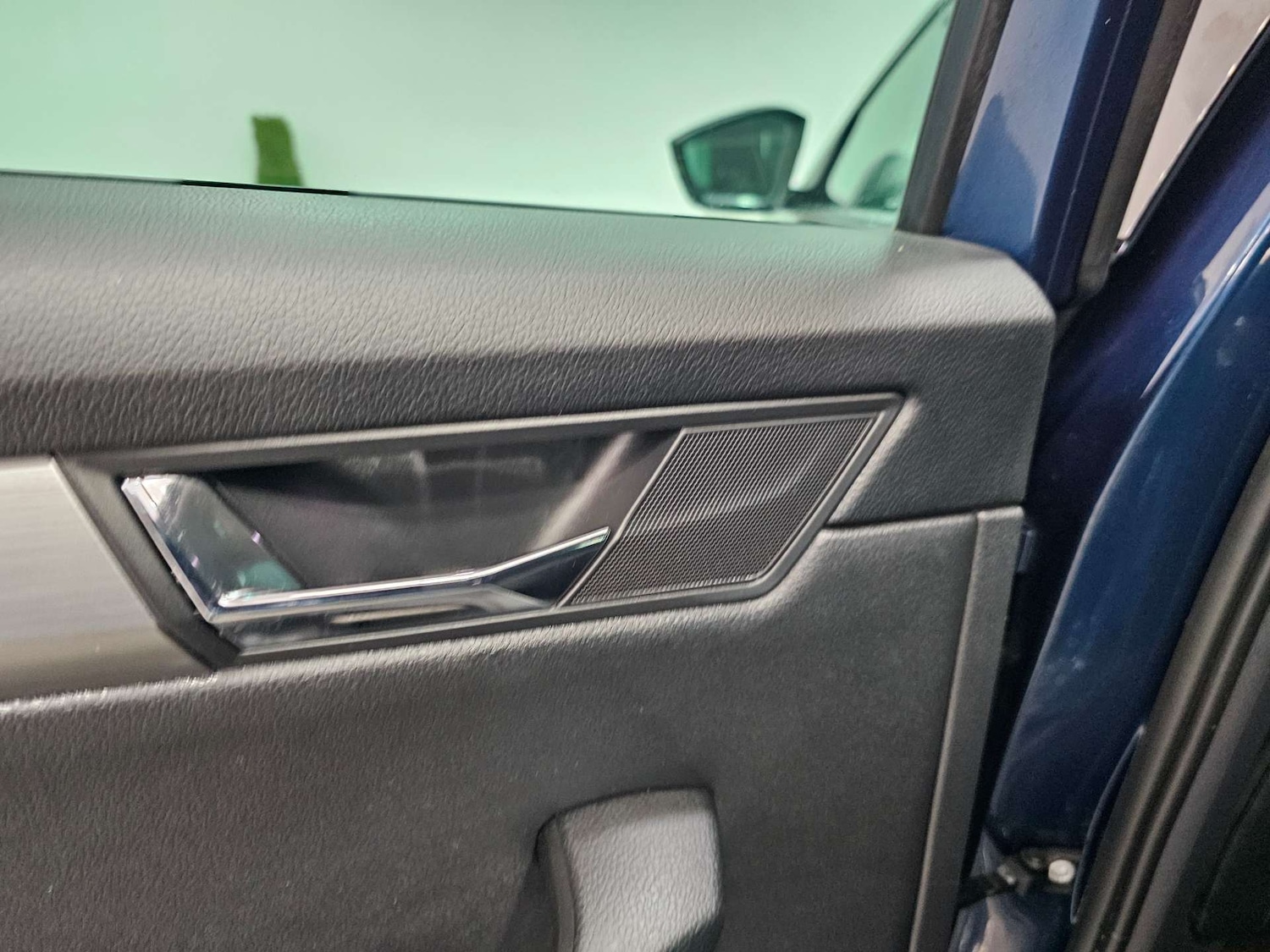 Used Skoda Superb 2017 for sale - 76972473: Photo 92