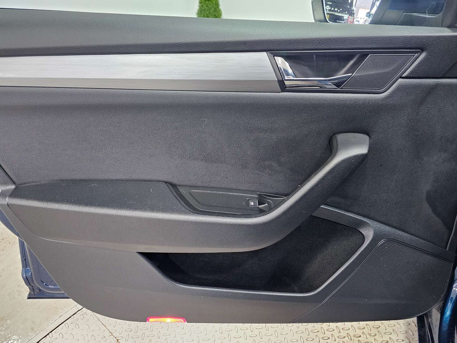 Used Skoda Superb 2017 for sale - 76972473: Photo 98