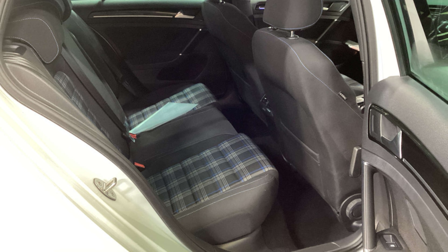 Used Volkswagen Golf 2016 for sale - 77845579: Photo 10