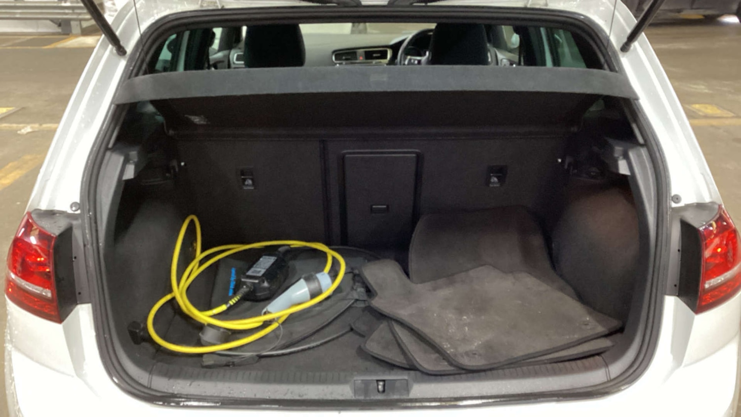 Used Volkswagen Golf 2016 for sale - 77845579: Photo 9