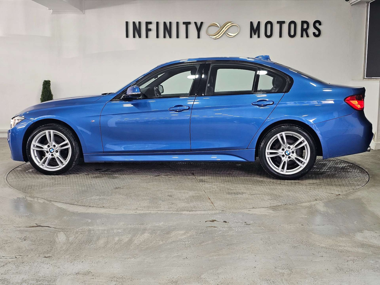 Used BMW 3 Series 2015 for sale - 77452489: Photo 20