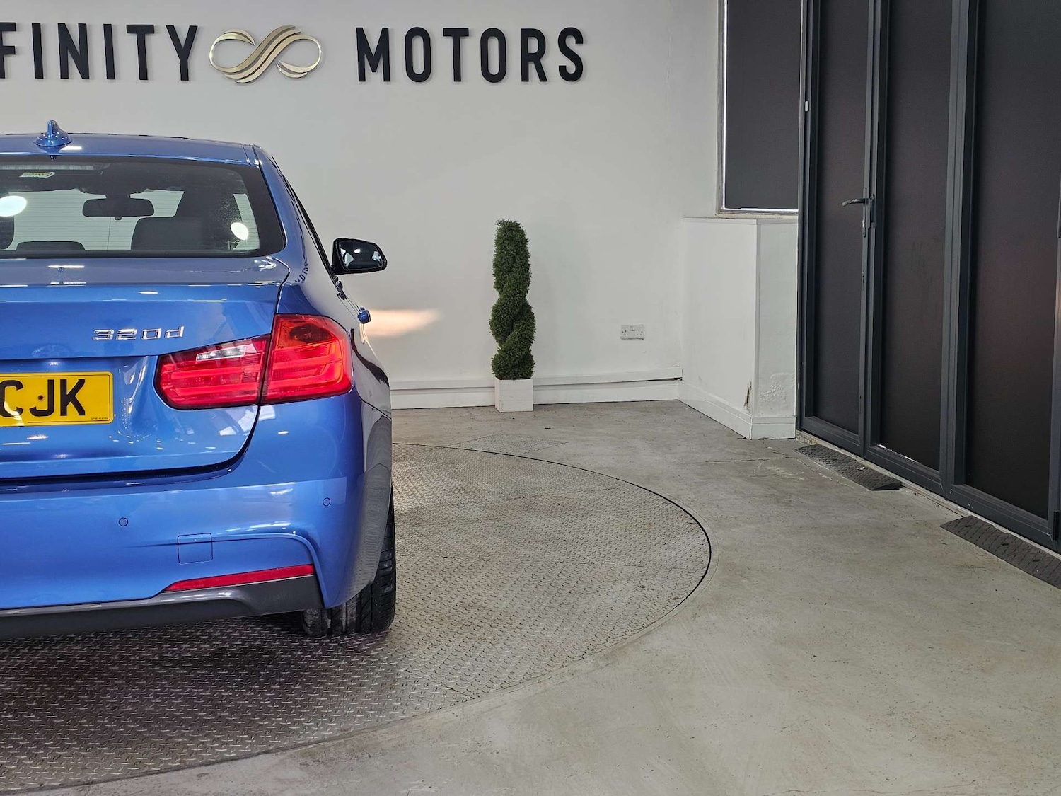 Used BMW 3 Series 2015 for sale - 77452489: Photo 30