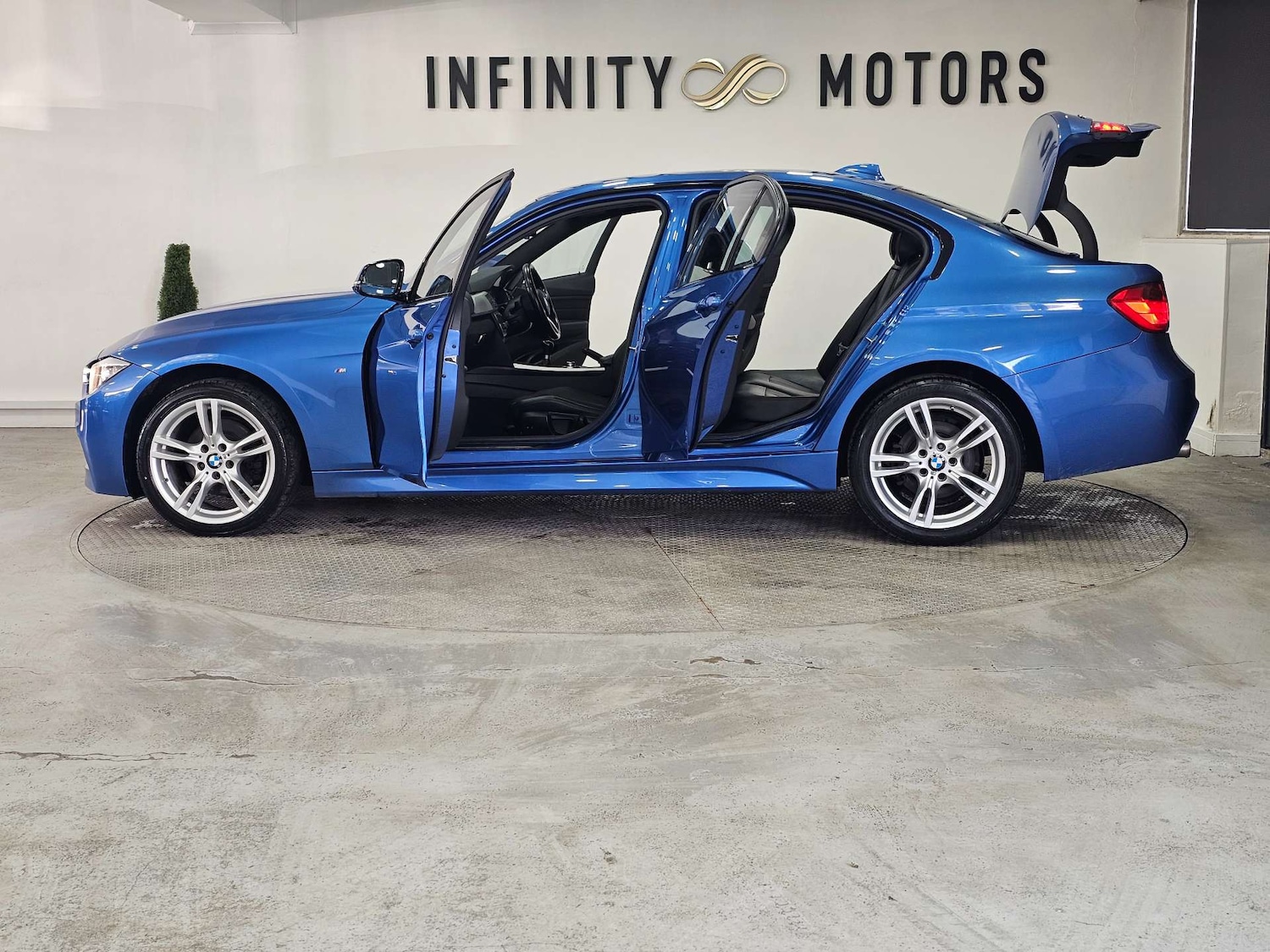 Used BMW 3 Series 2015 for sale - 77452489: Photo 46