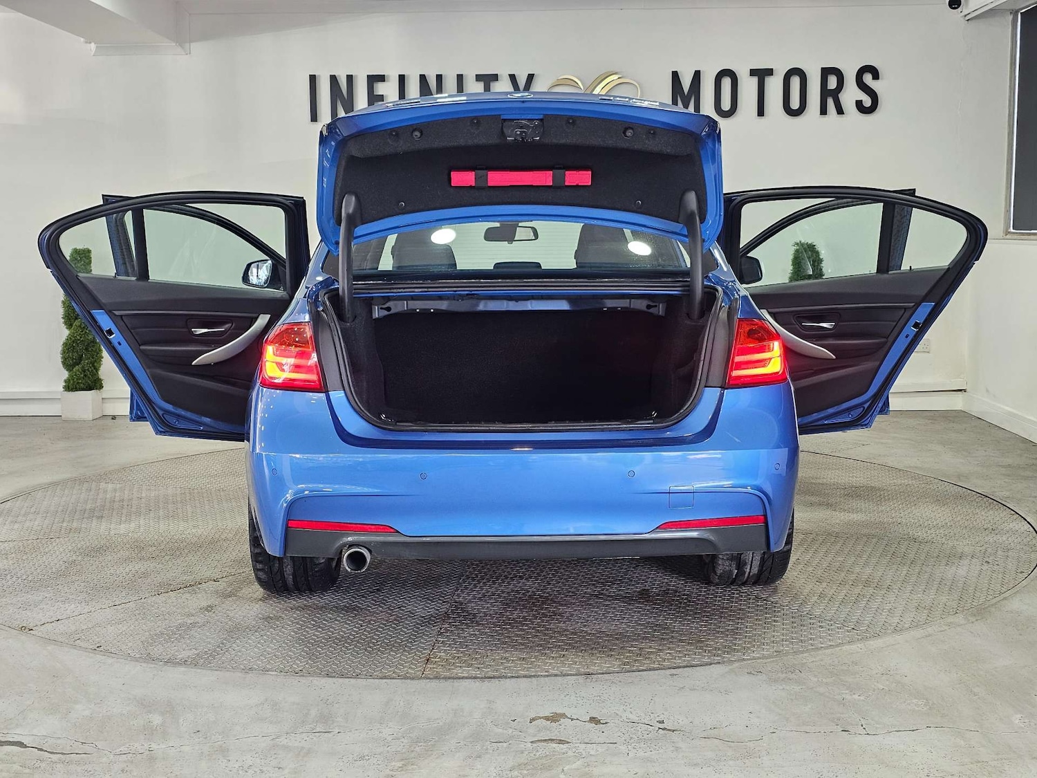 Used BMW 3 Series 2015 for sale - 77452489: Photo 48