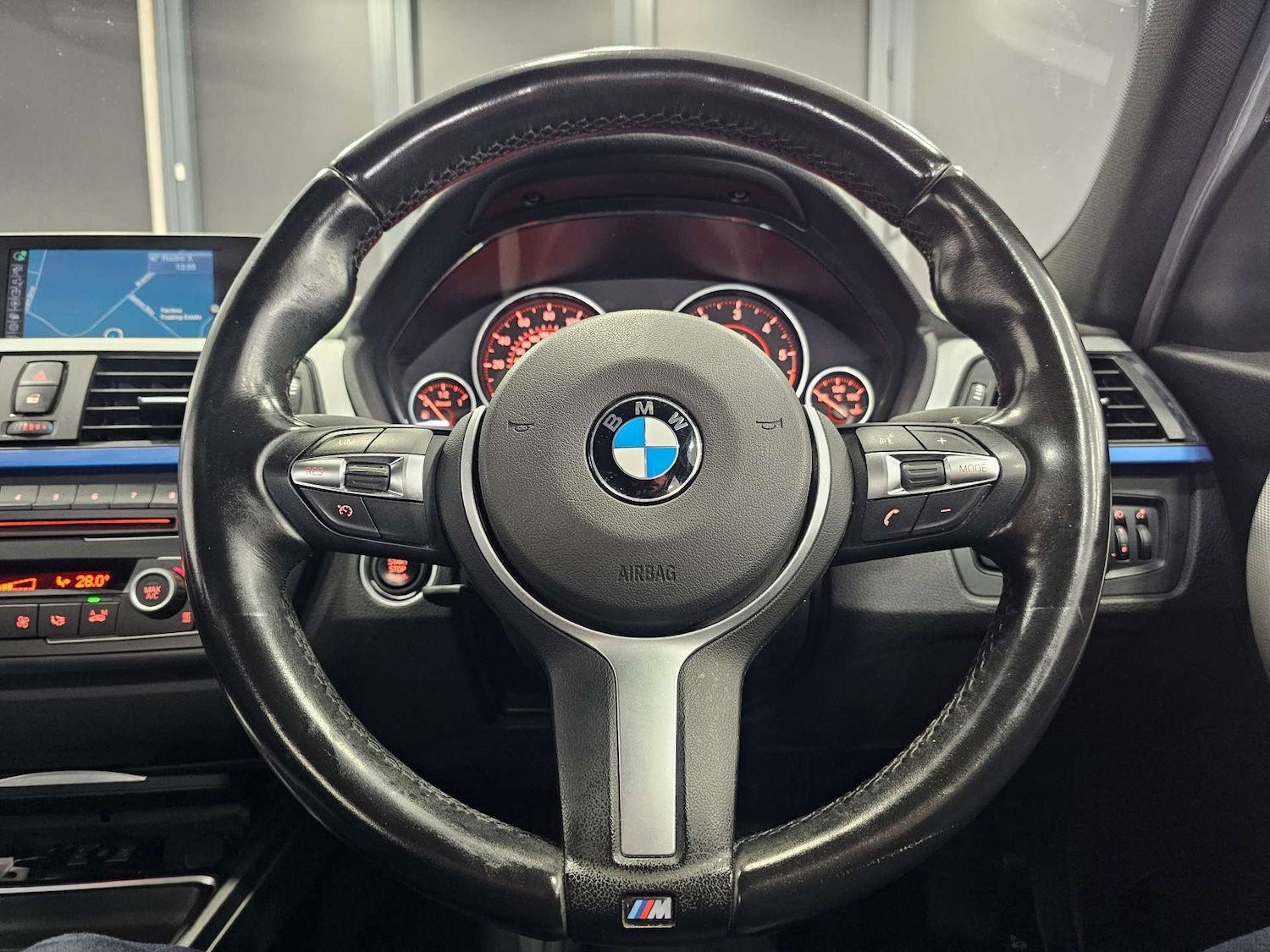 Used BMW 3 Series 2015 for sale - 77452489: Photo 58