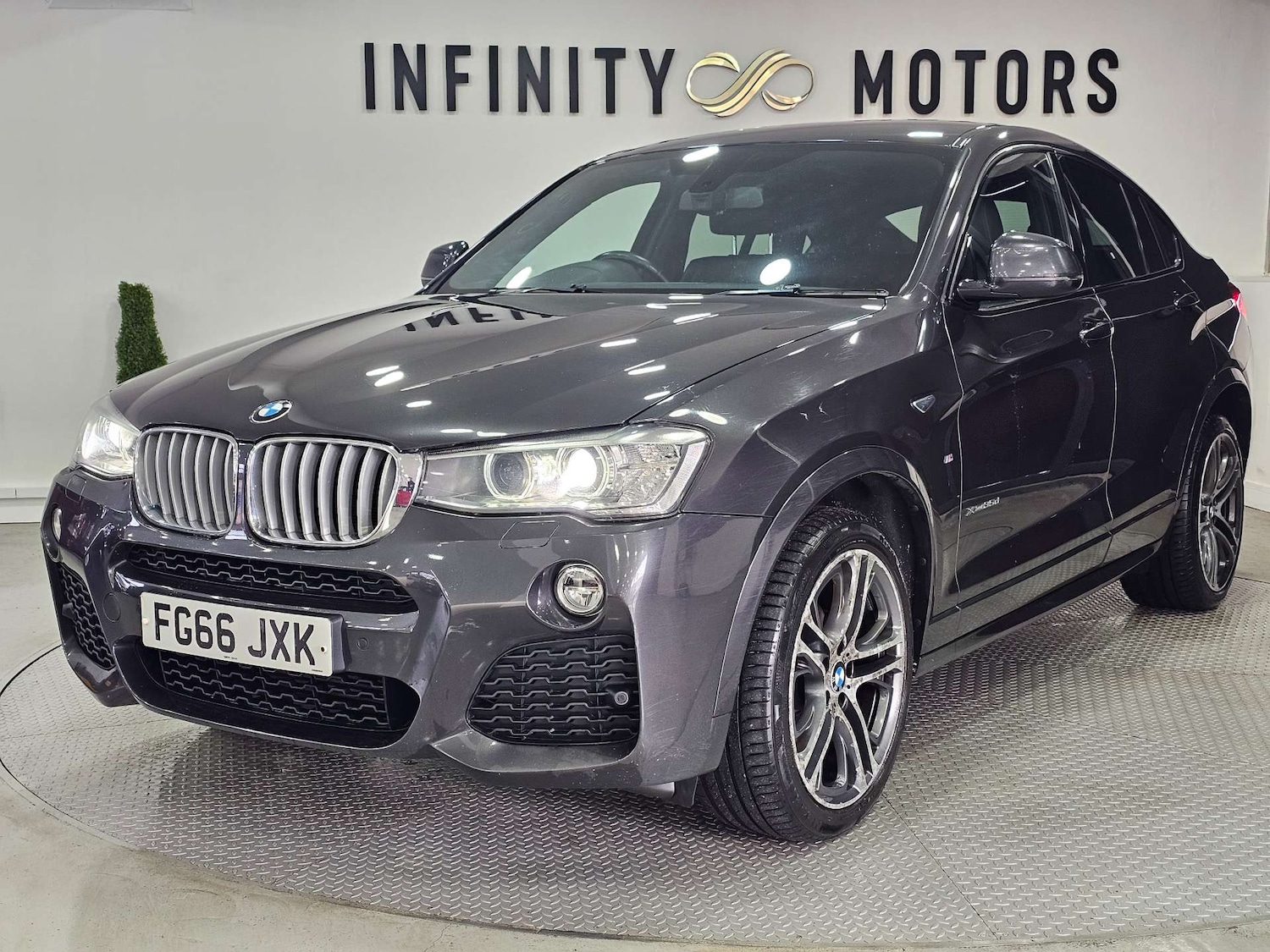 Used BMW X4 2016 for sale - 76972352: Photo 19