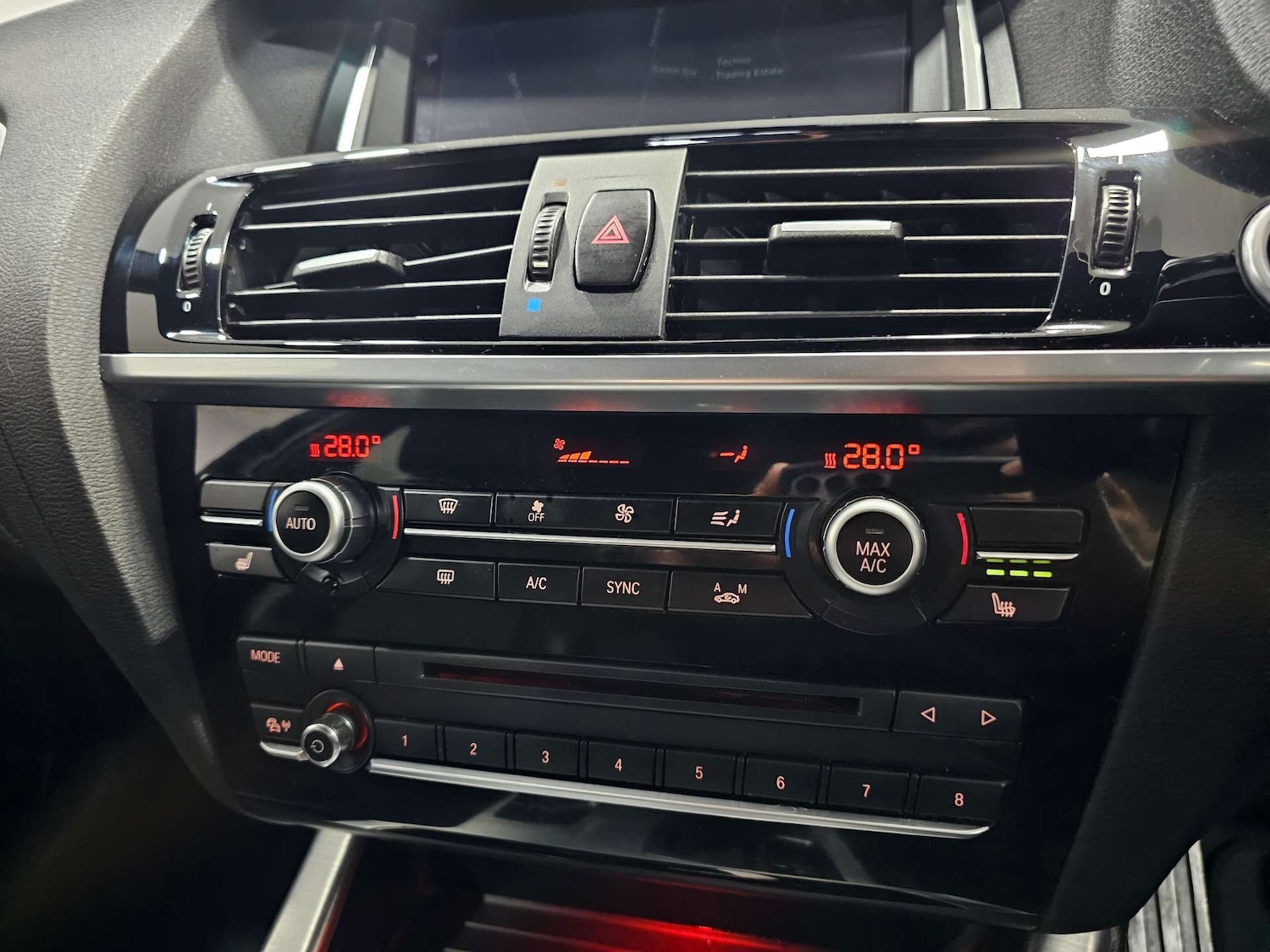 Used BMW X4 2016 for sale - 76972352: Photo 20