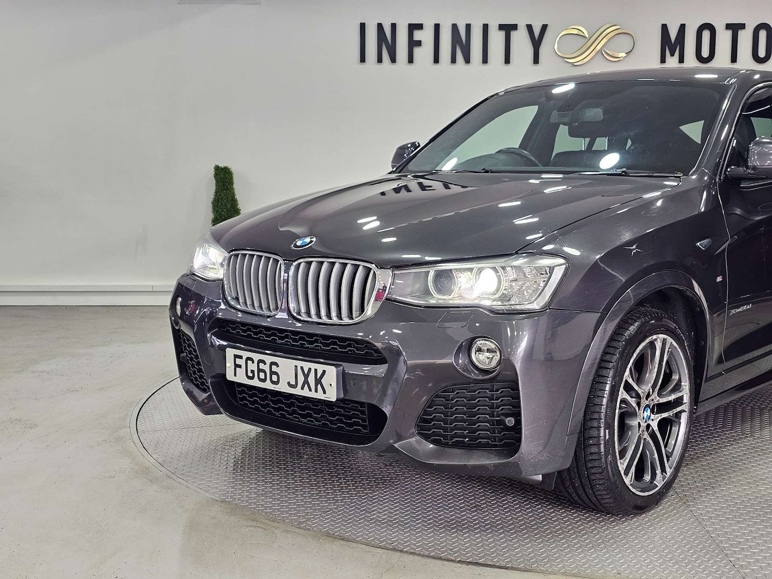 Used BMW X4 2016 for sale - 76972352: Photo 21