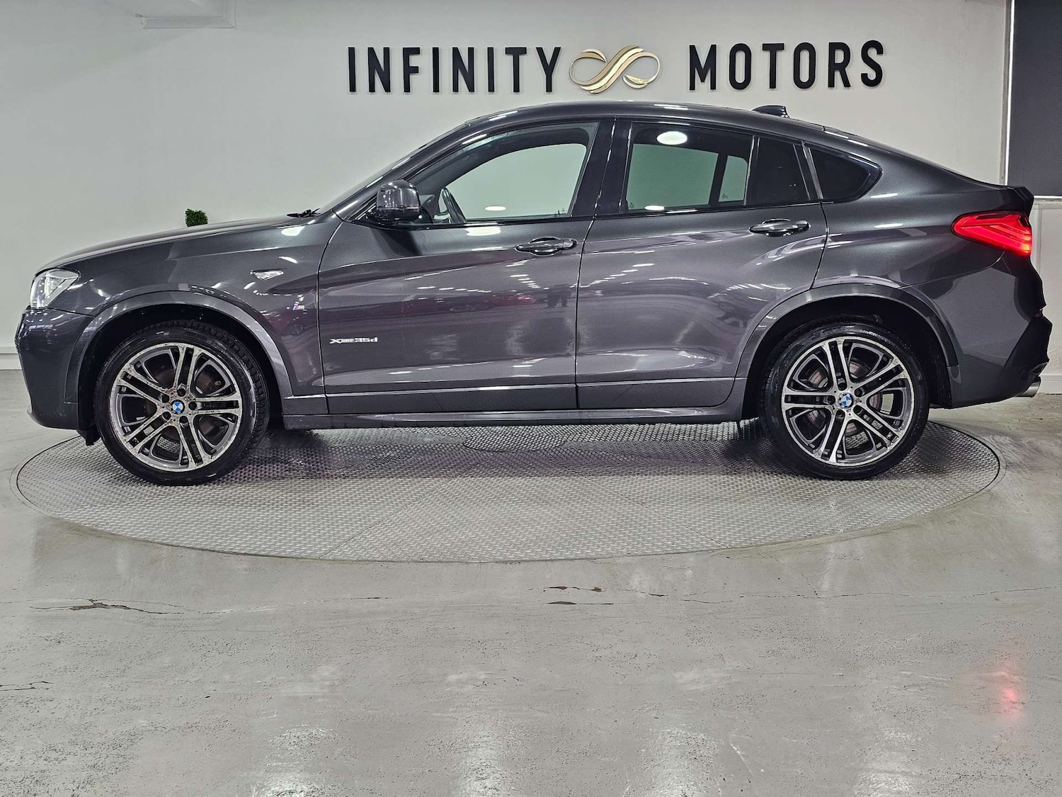Used BMW X4 2016 for sale - 76972352: Photo 23
