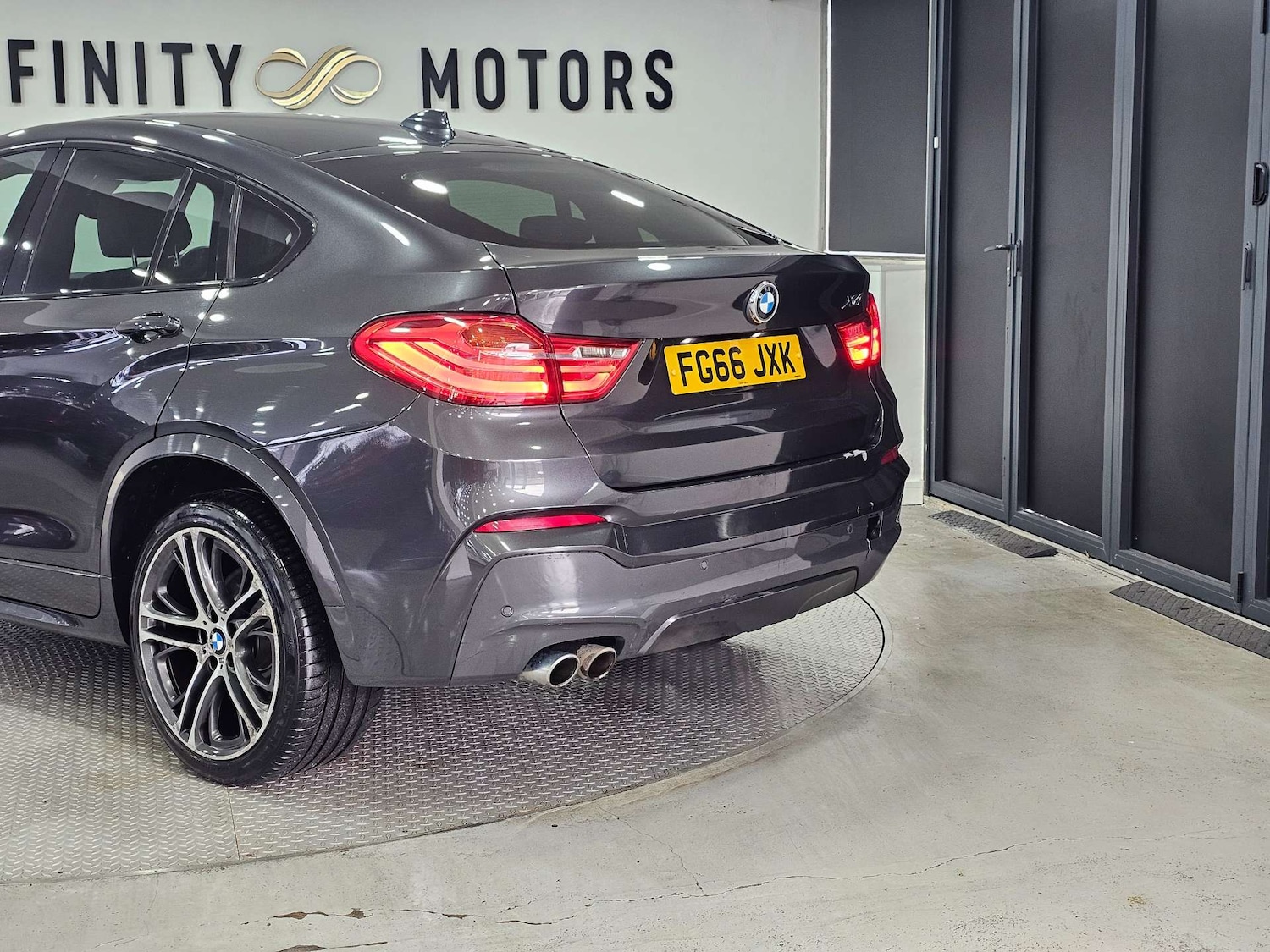 Used BMW X4 2016 for sale - 76972352: Photo 29