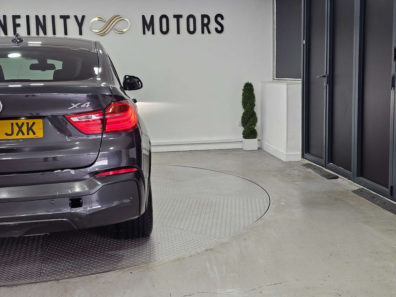 Used BMW X4 2016 for sale - 76972352: Photo 31