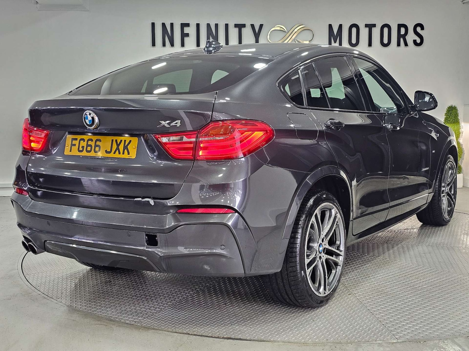 Used BMW X4 2016 for sale - 76972352: Photo 34