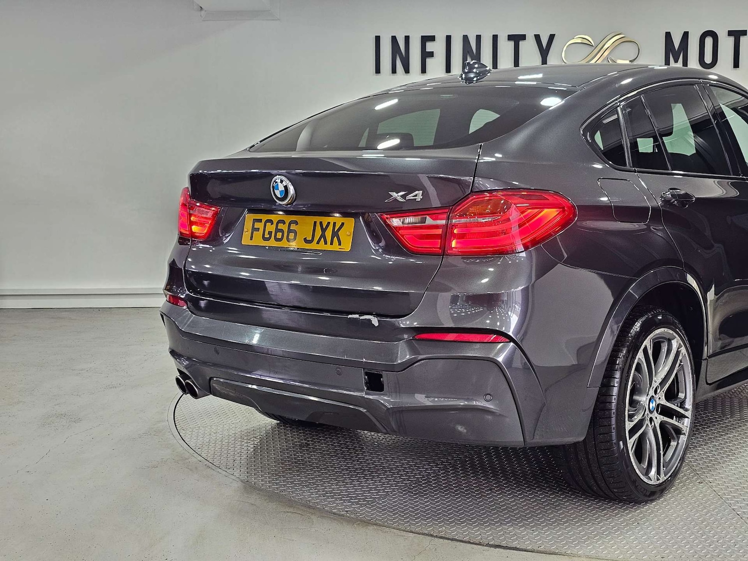 Used BMW X4 2016 for sale - 76972352: Photo 35