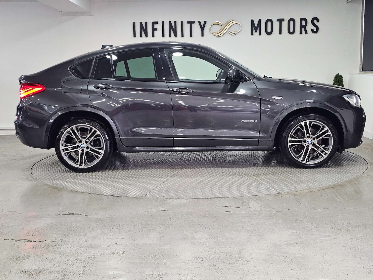 Used BMW X4 2016 for sale - 76972352: Photo 36