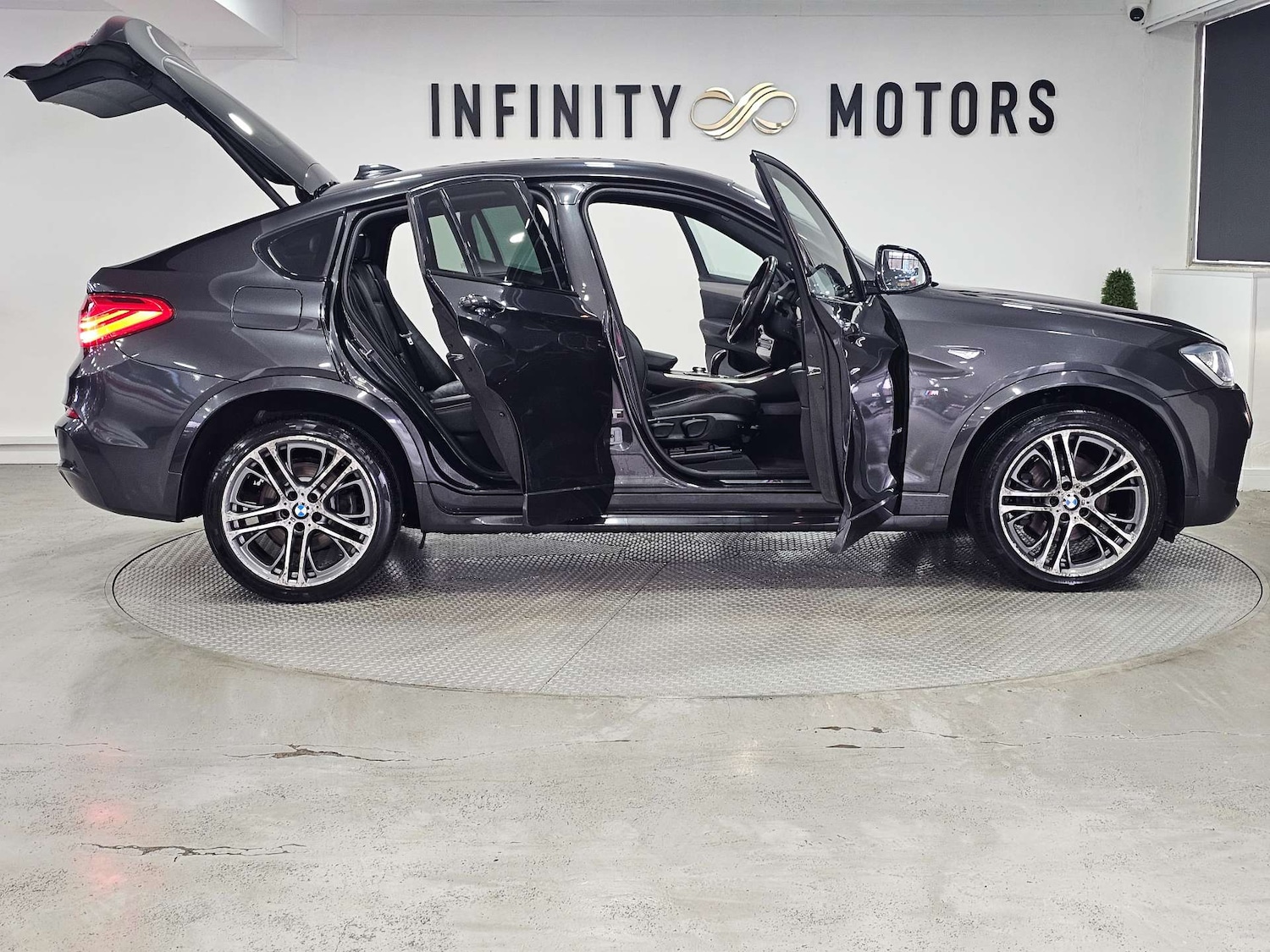 Used BMW X4 2016 for sale - 76972352: Photo 41