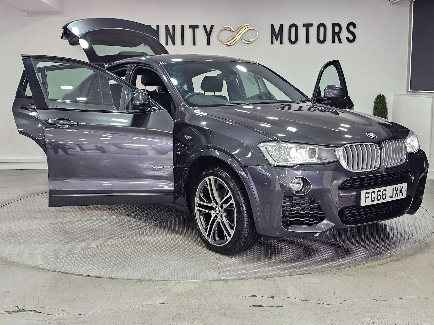 Used BMW X4 2016 for sale - 76972352: Photo 42