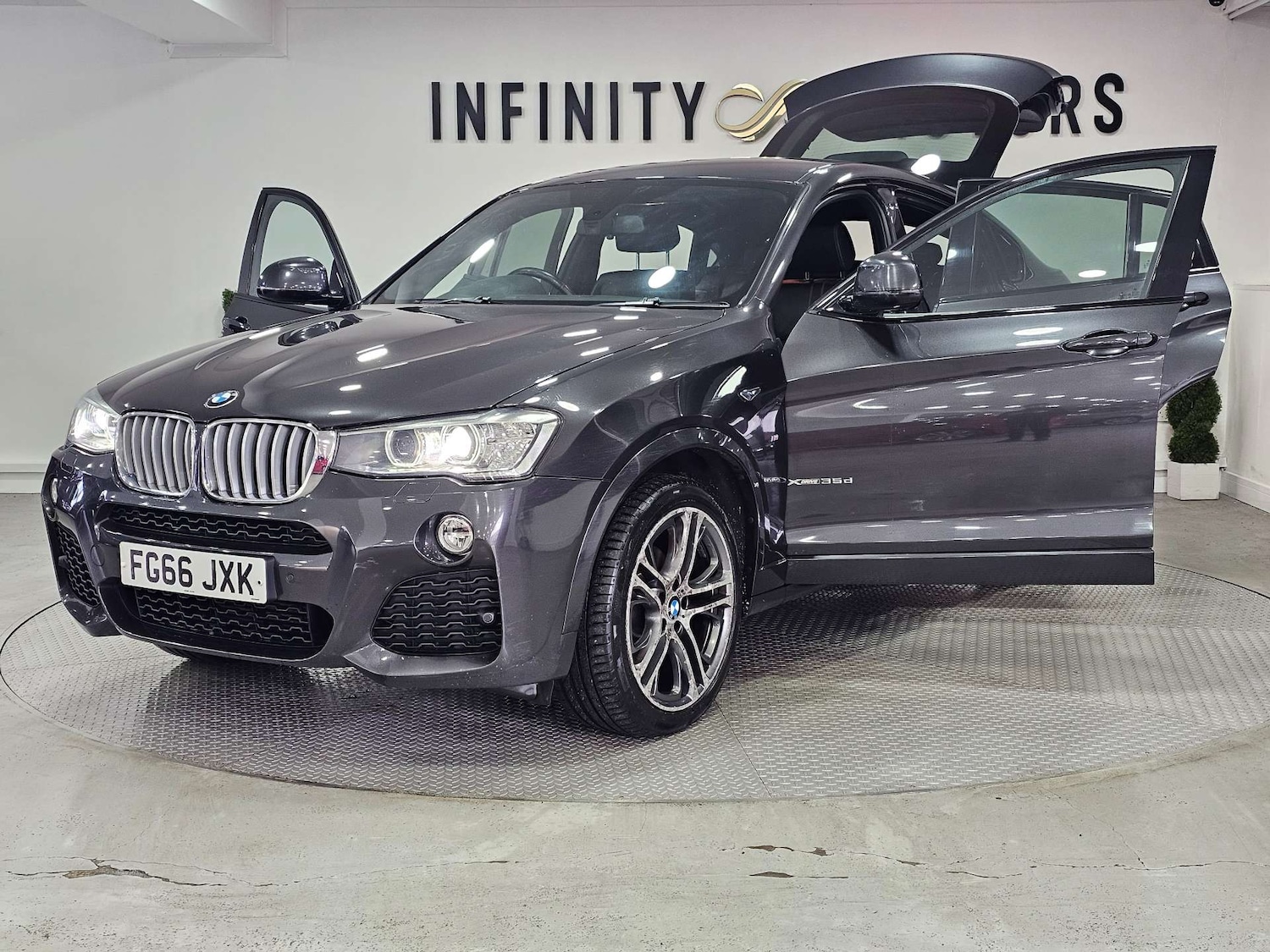 Used BMW X4 2016 for sale - 76972352: Photo 44