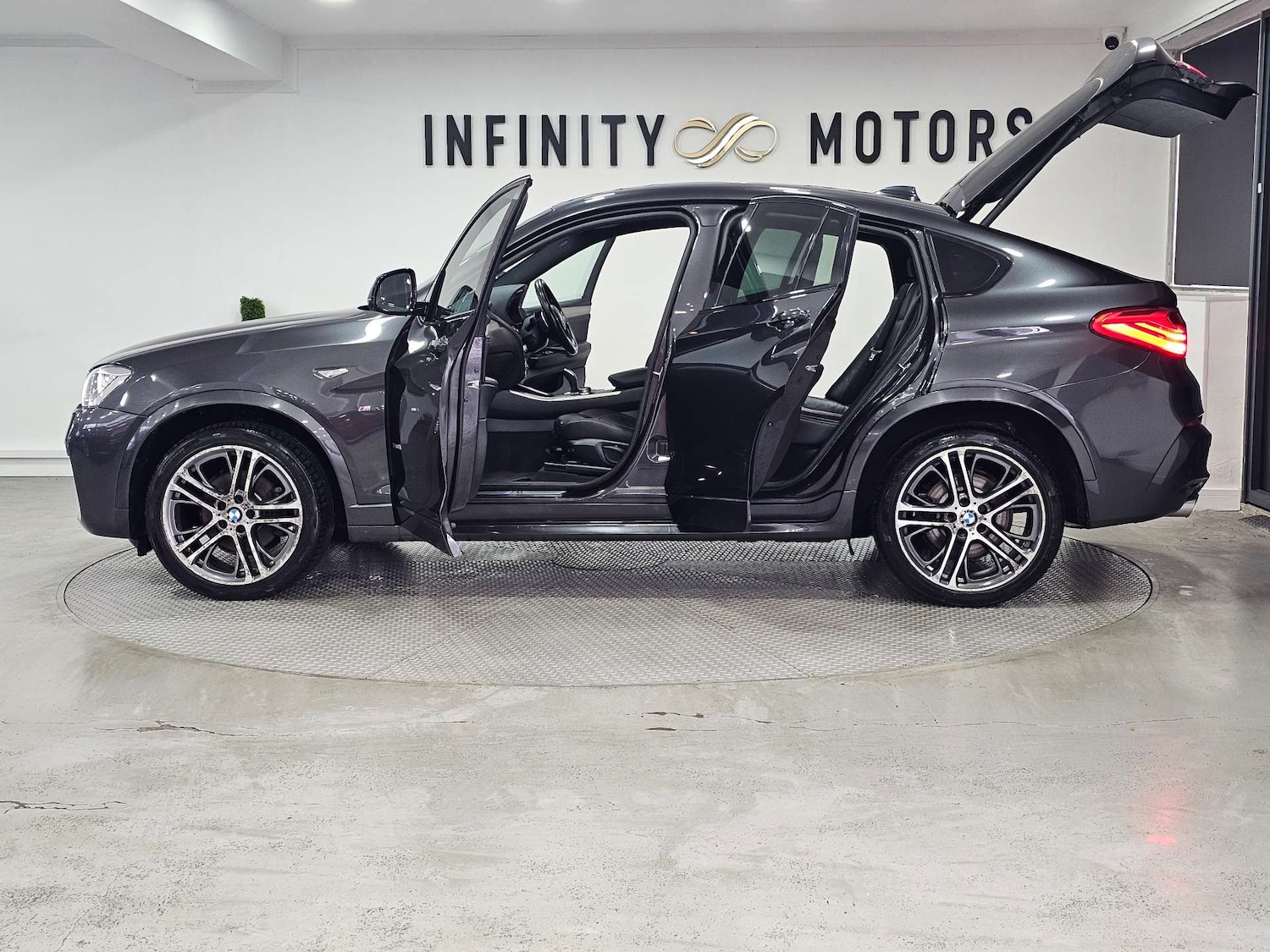 Used BMW X4 2016 for sale - 76972352: Photo 45