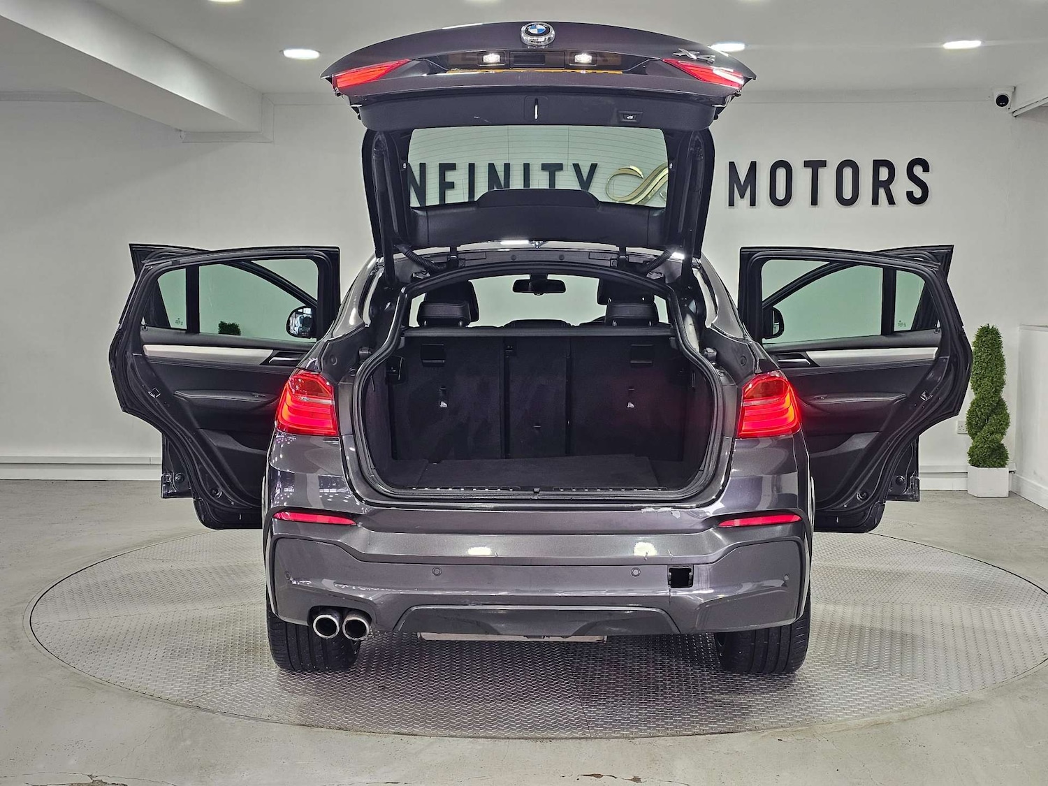 Used BMW X4 2016 for sale - 76972352: Photo 47