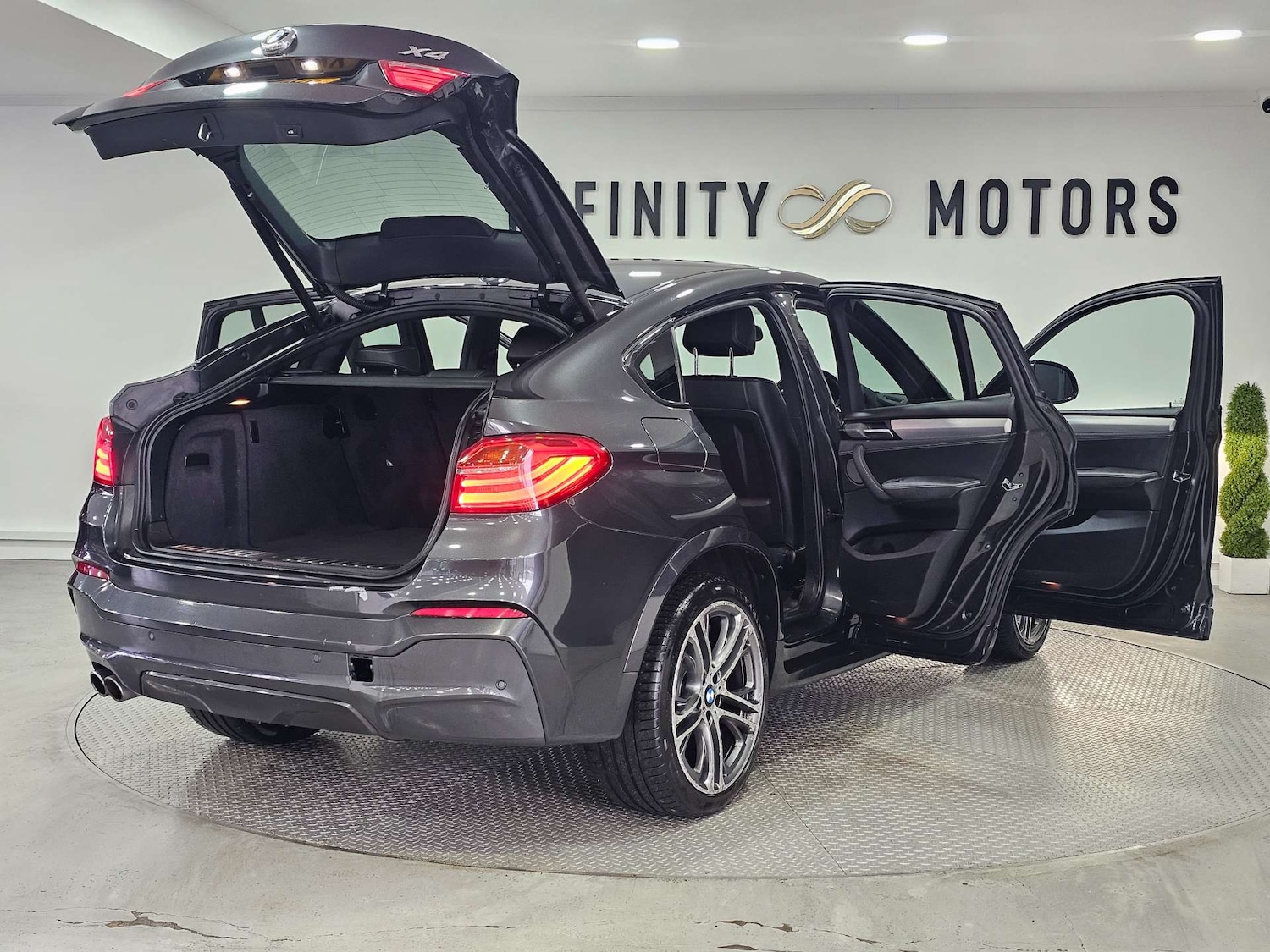 Used BMW X4 2016 for sale - 76972352: Photo 48