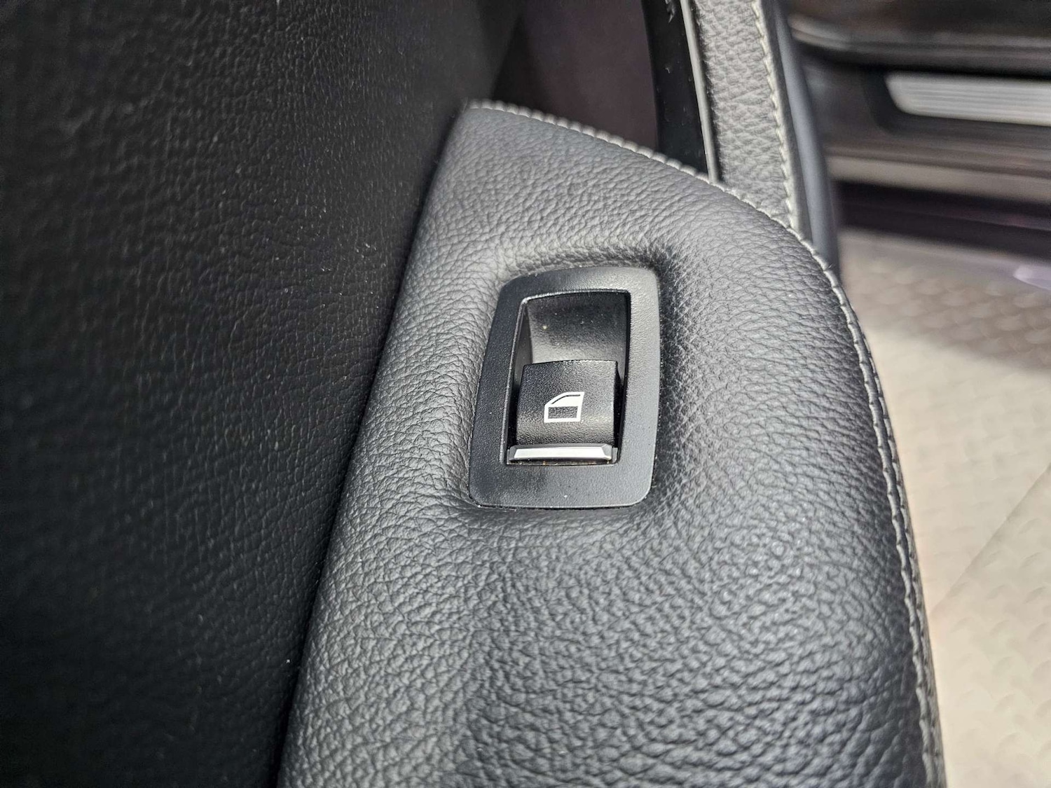 Used BMW X4 2016 for sale - 76972352: Photo 86