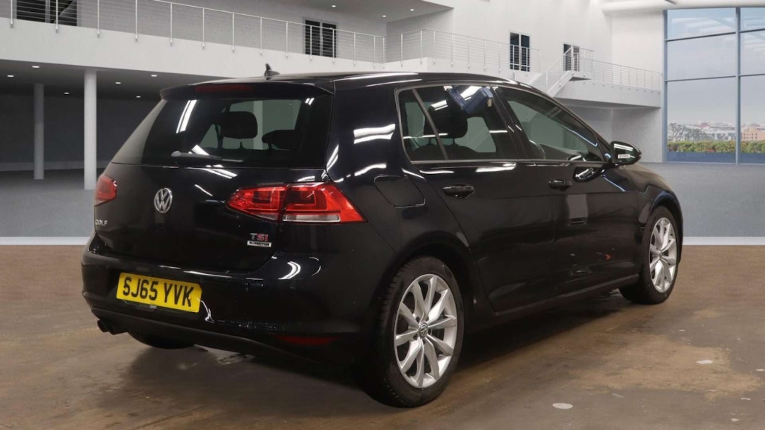 Used Volkswagen Golf 2015 for sale - 76972357: Photo 5