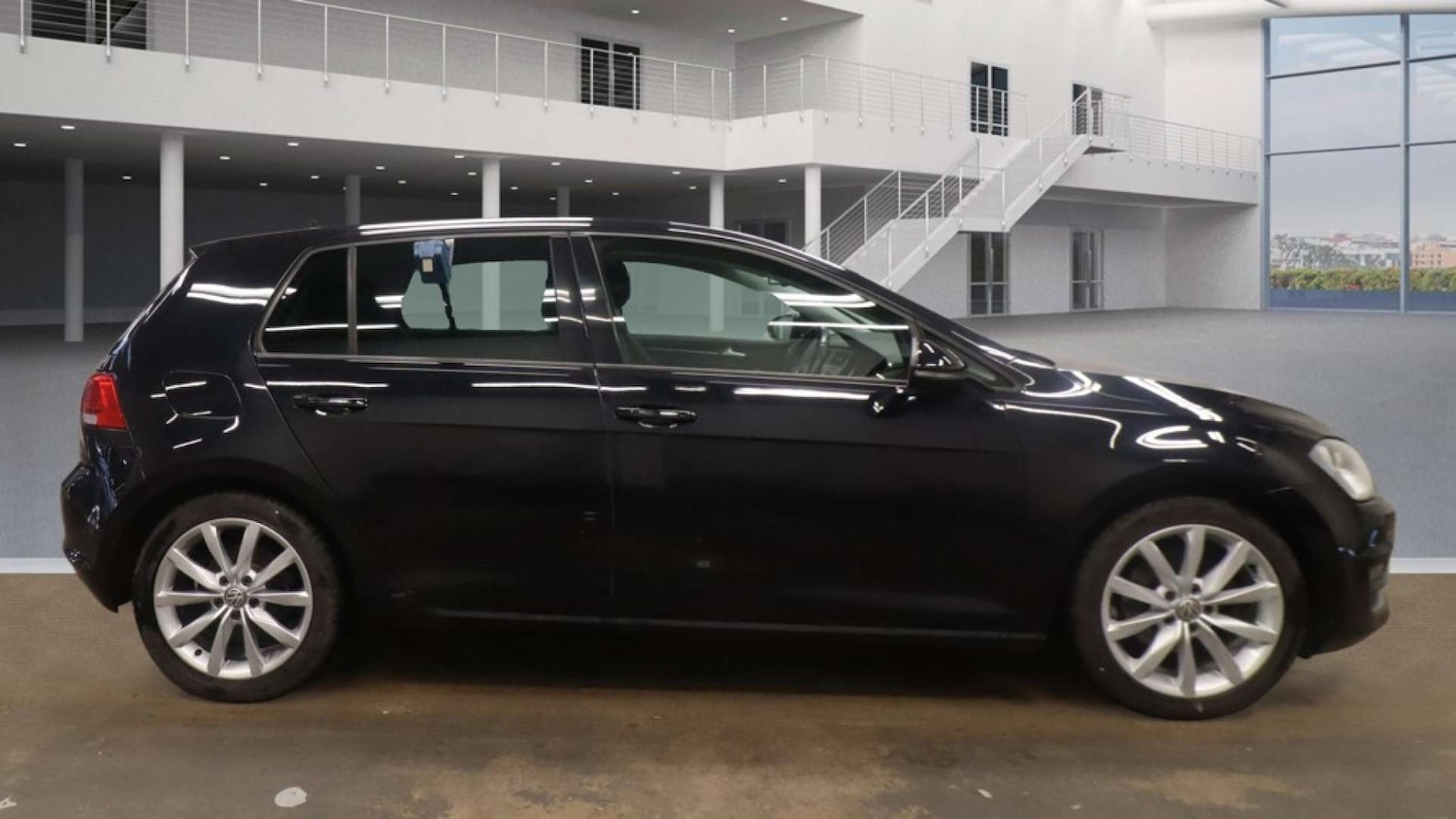 Used Volkswagen Golf 2015 for sale - 76972357: Photo 7