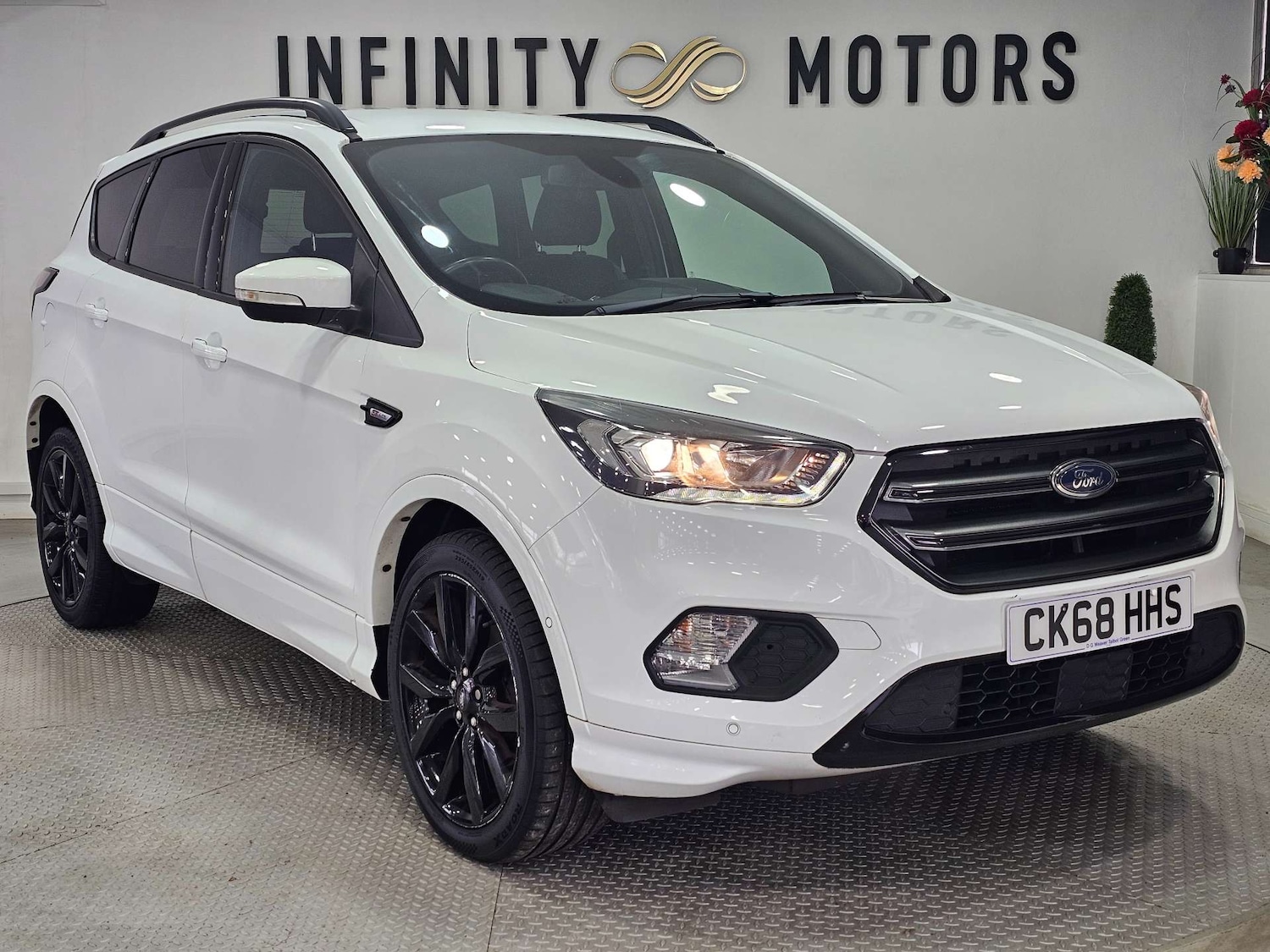 Used Ford Kuga 2018 for sale - 77323460: Photo 1