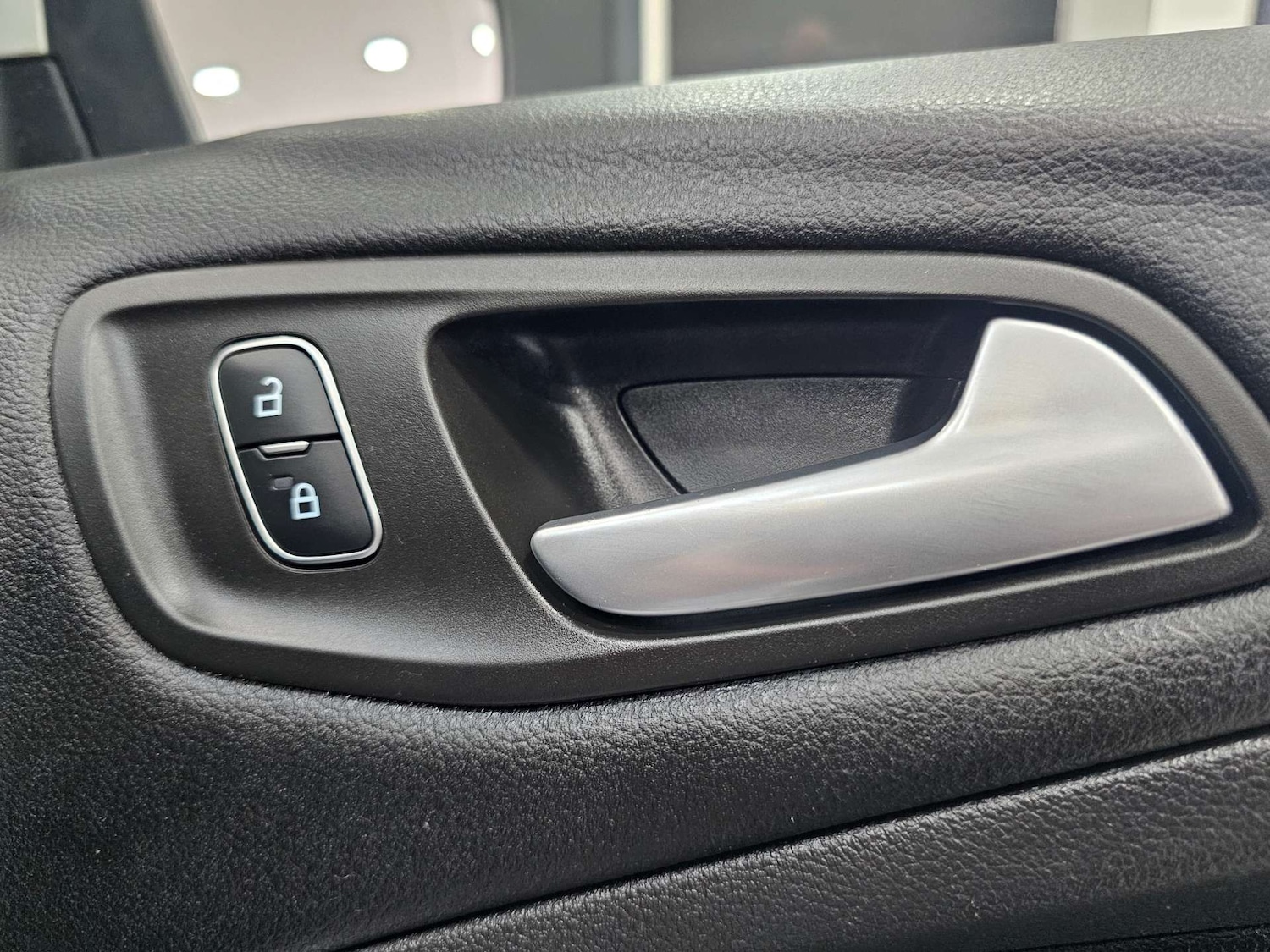 Used Ford Kuga 2018 for sale - 77323460: Photo 55