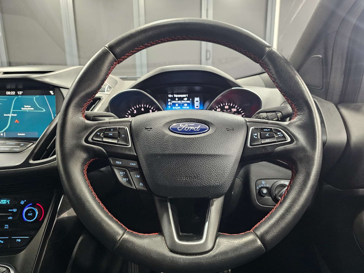 Used Ford Kuga 2018 for sale - 77323460: Photo 60