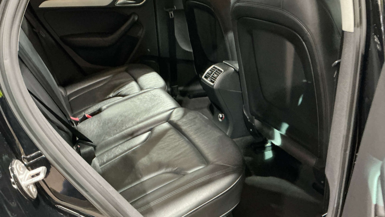 Used Audi Q3 2015 for sale - 77147771: Photo 11