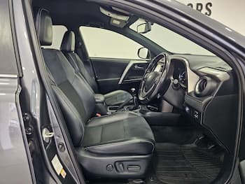 Used Toyota RAV4 2016 for sale - 79812966: Photo