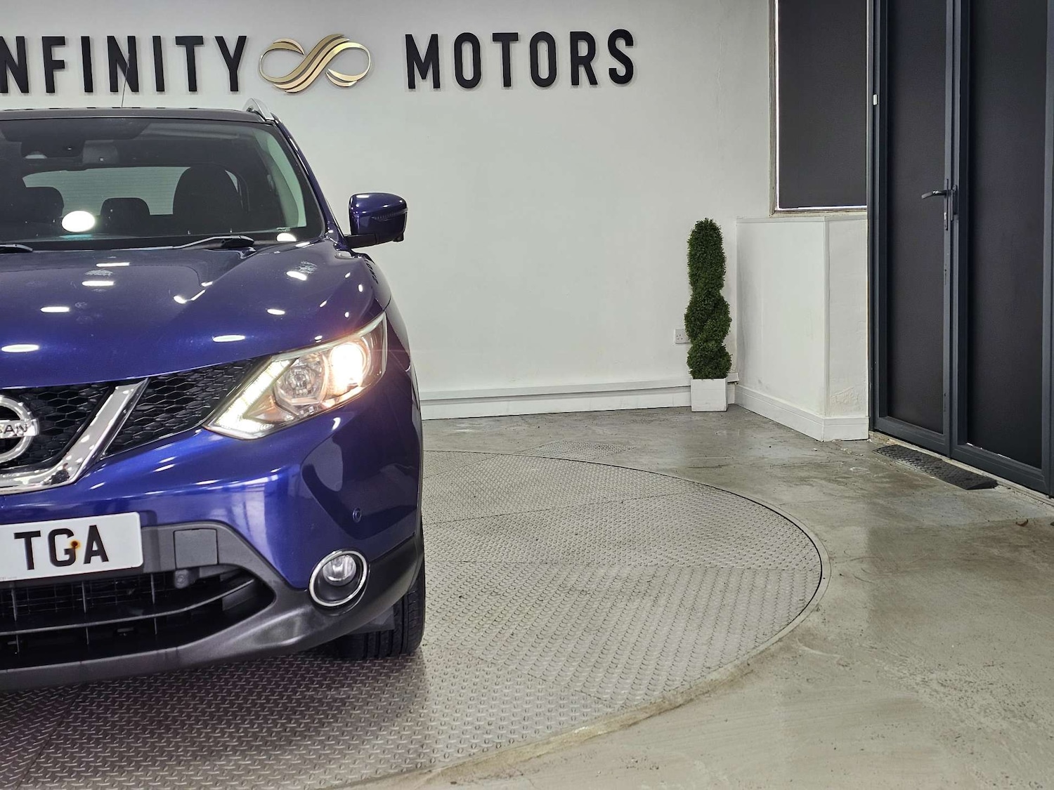 Used Nissan Qashqai 2017 for sale - 76972401: Photo 11