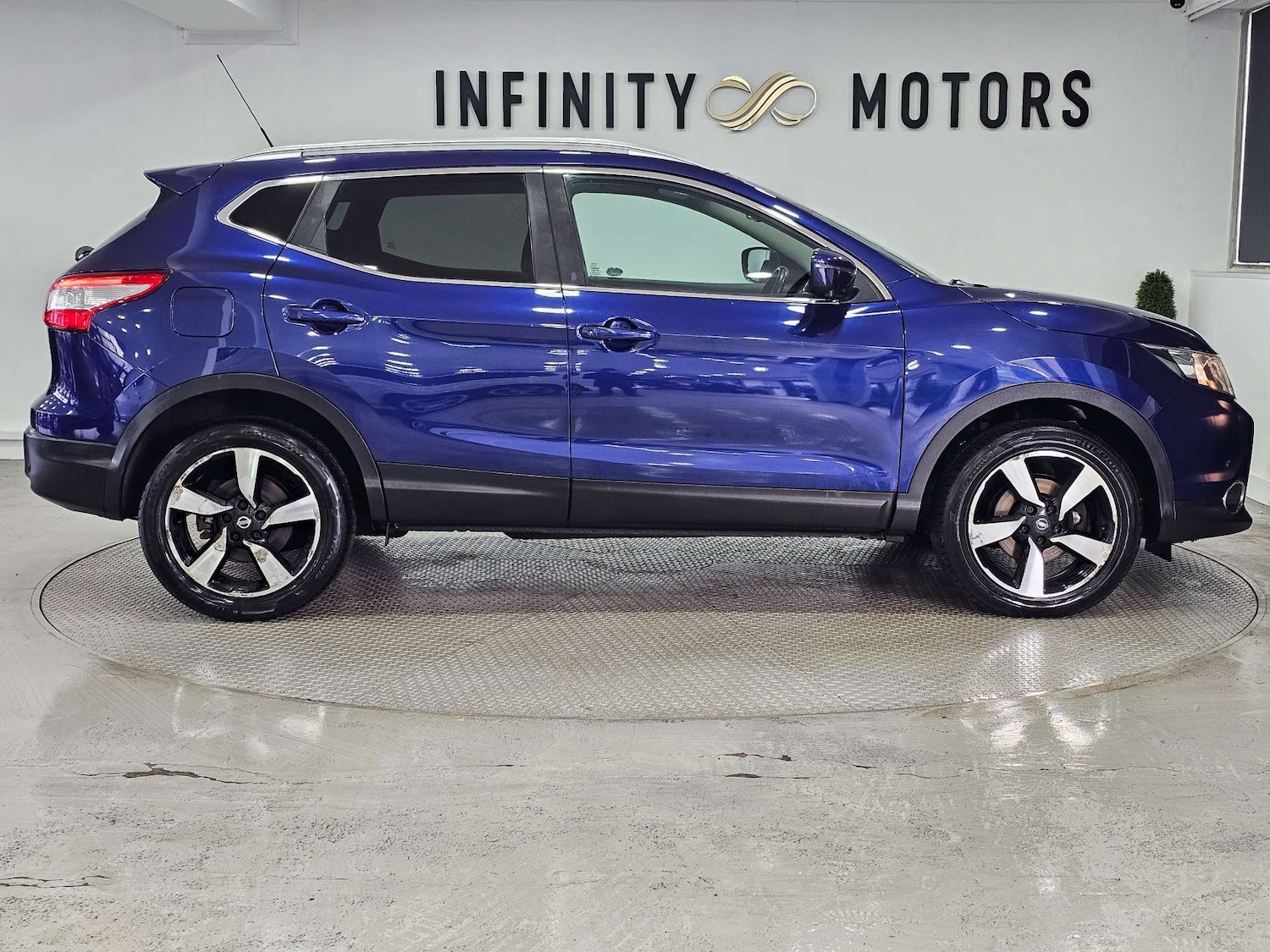 Used Nissan Qashqai 2017 for sale - 76972401: Photo 33