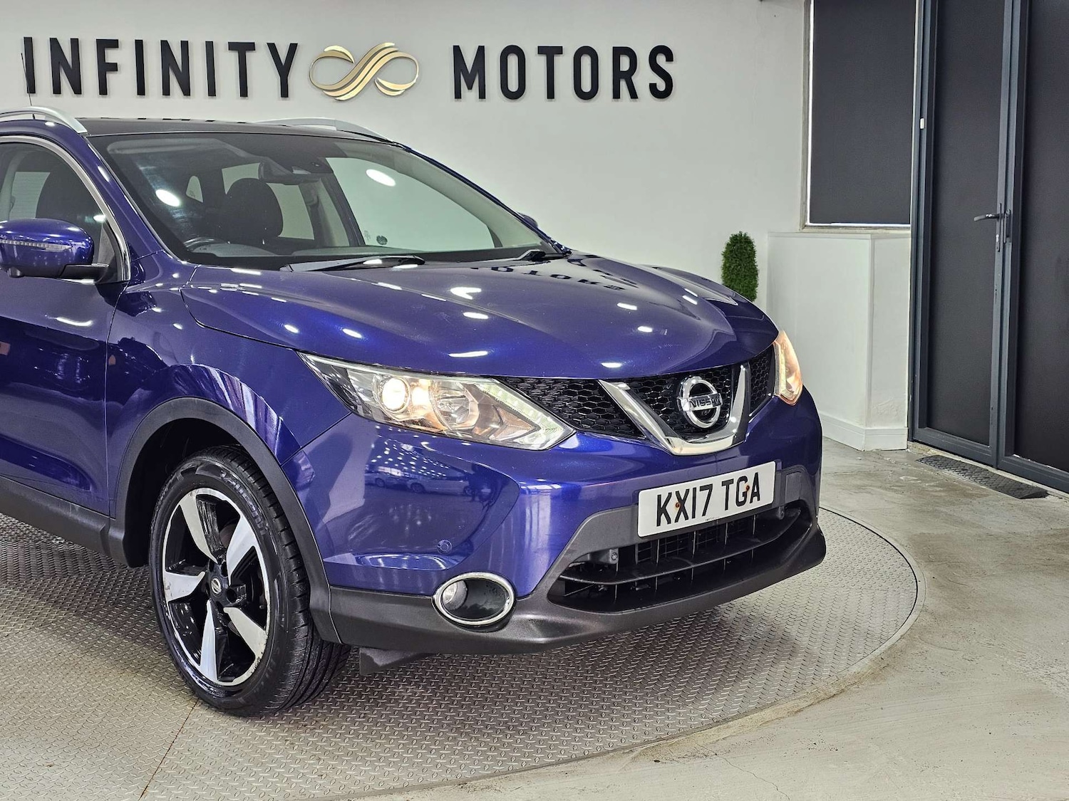 Used Nissan Qashqai 2017 for sale - 76972401: Photo 4