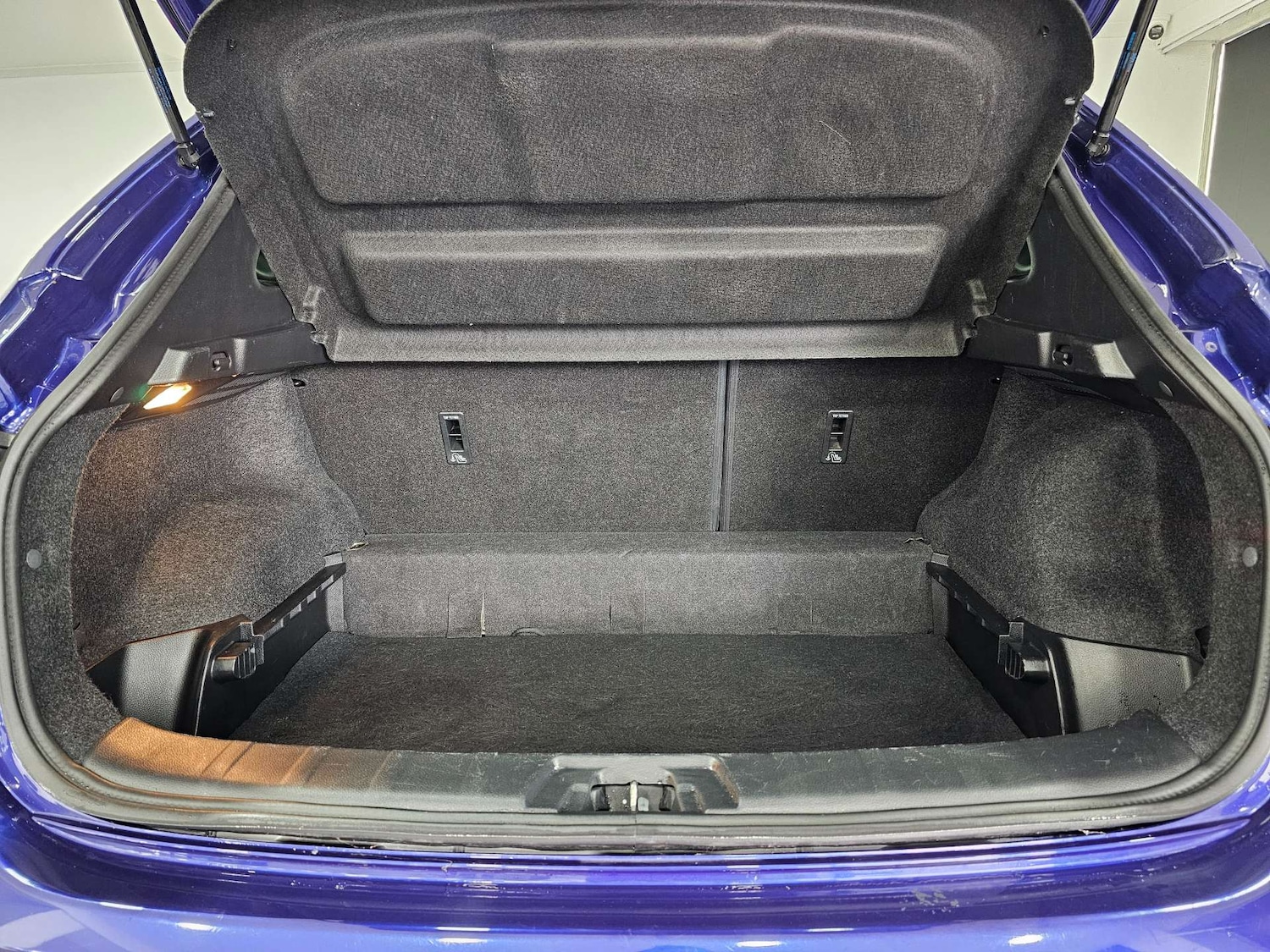 Used Nissan Qashqai 2017 for sale - 76972401: Photo 50