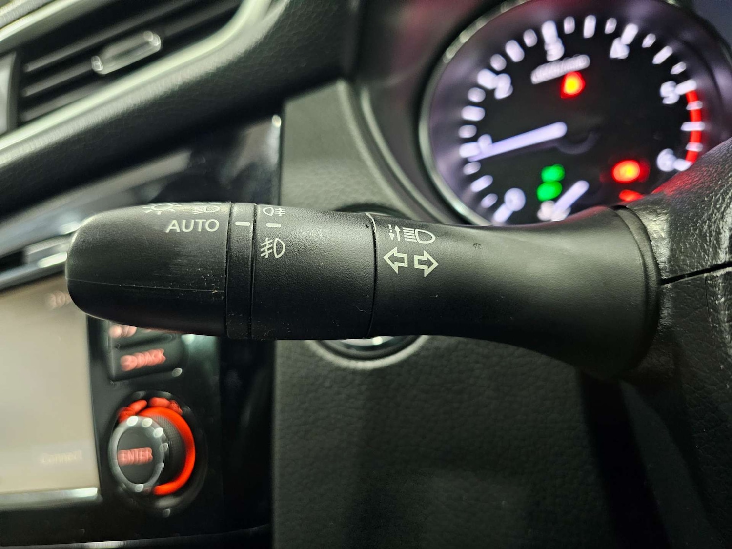 Used Nissan Qashqai 2017 for sale - 76972401: Photo 65