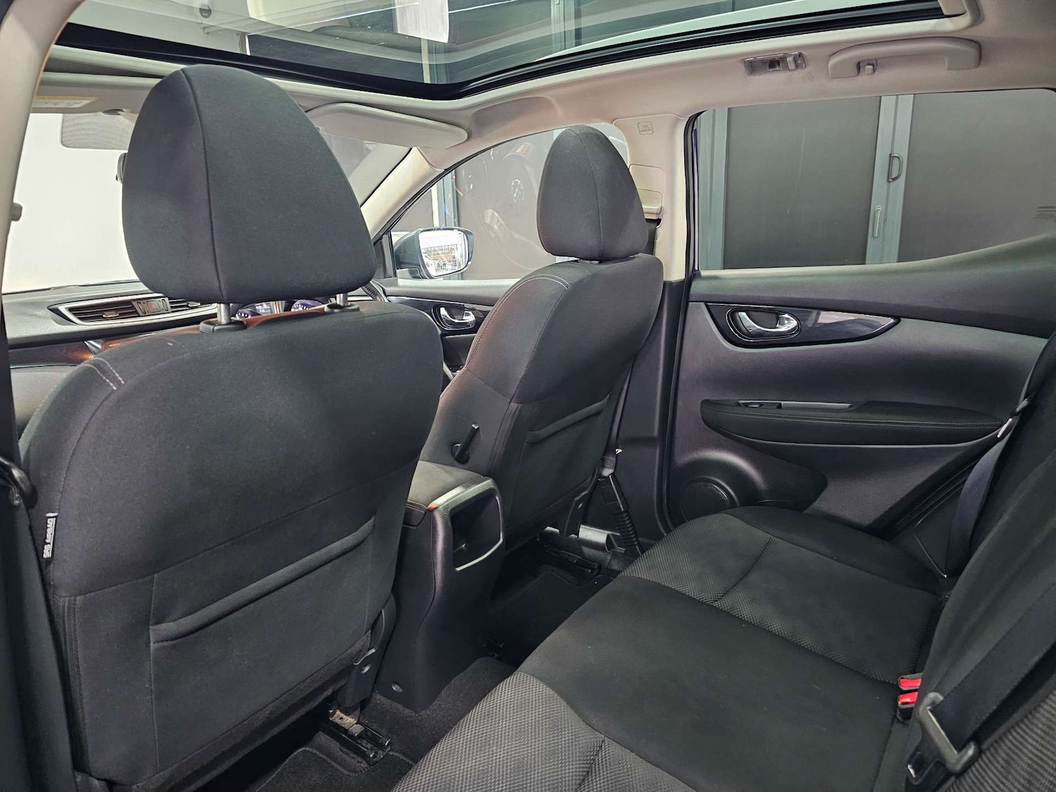 Used Nissan Qashqai 2017 for sale - 76972401: Photo 89