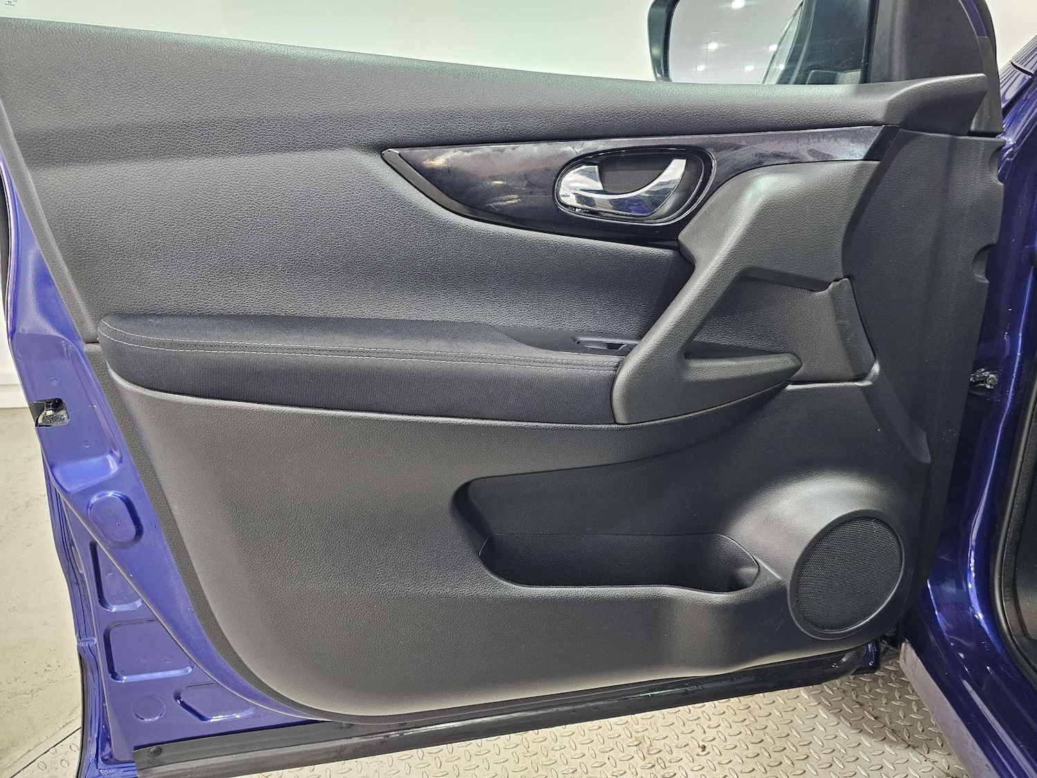 Used Nissan Qashqai 2017 for sale - 76972401: Photo 92