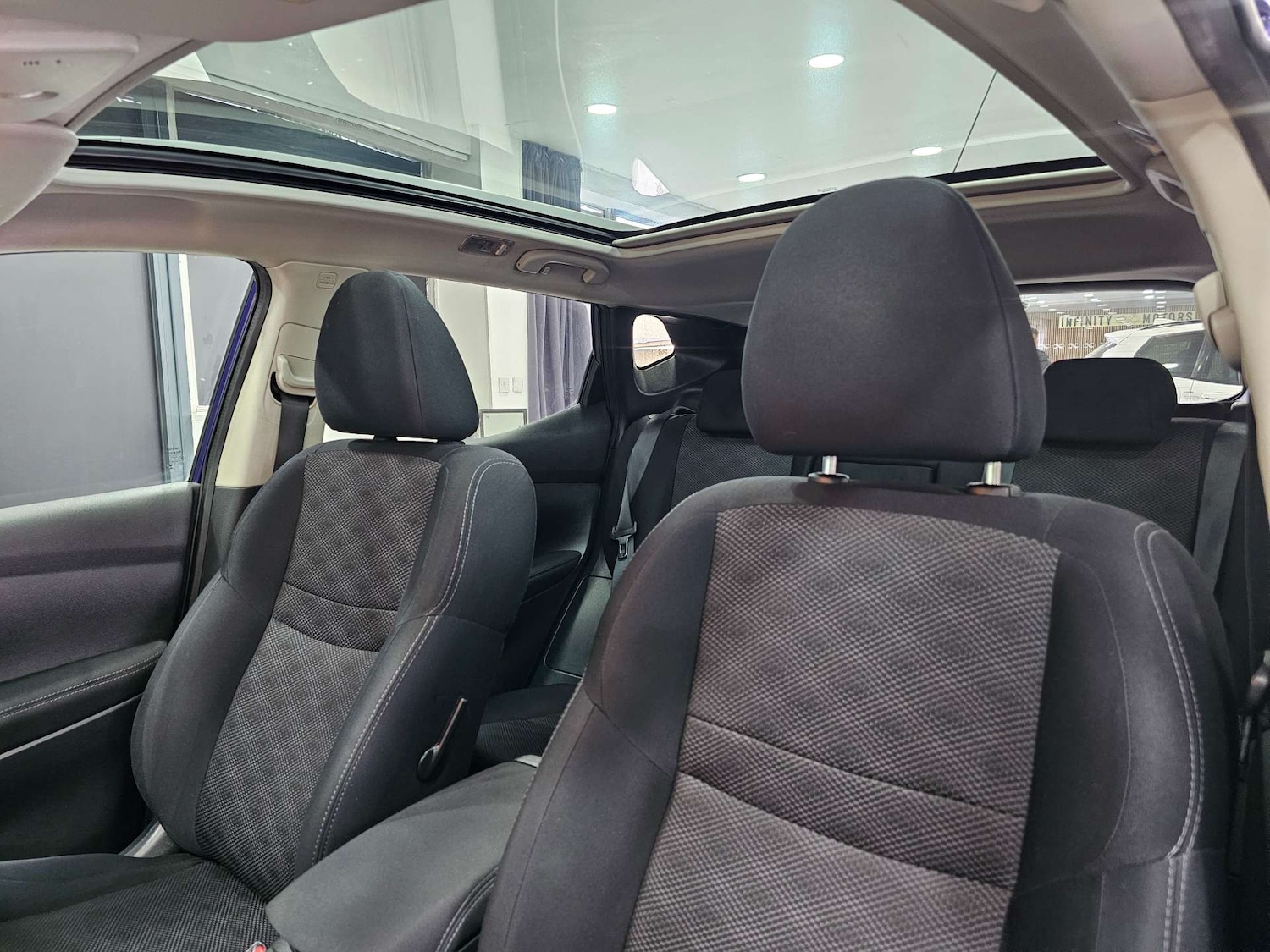 Used Nissan Qashqai 2017 for sale - 76972401: Photo 95