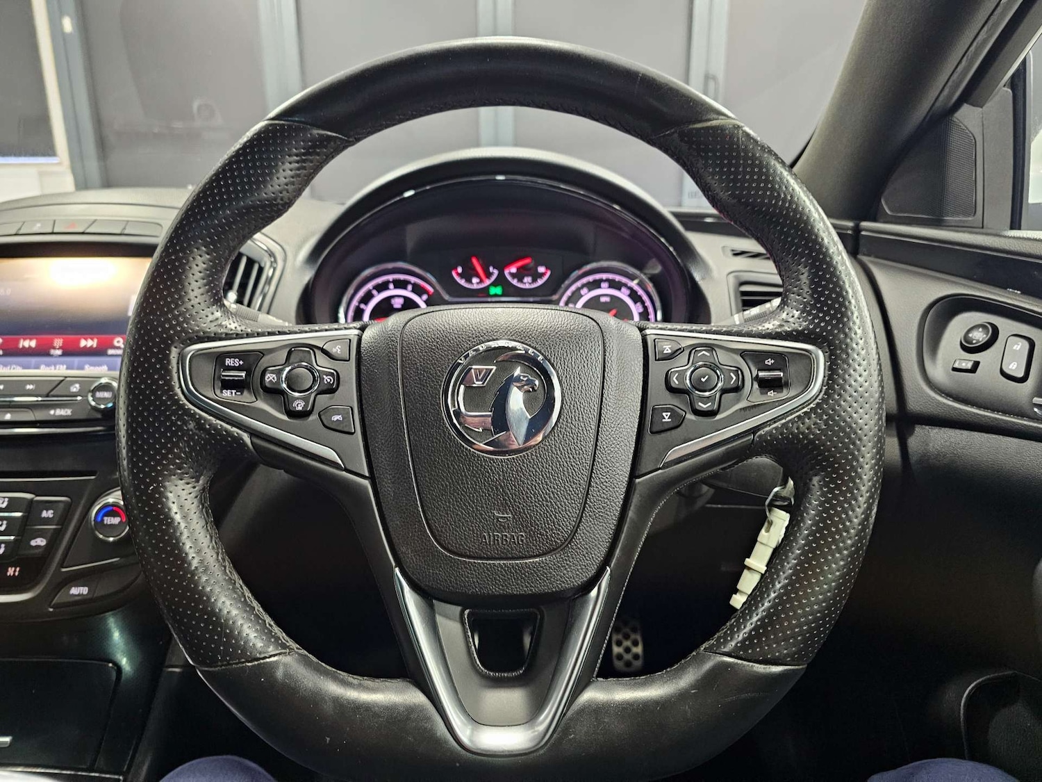 Used Vauxhall Insignia 2016 for sale - 76972418: Photo 10