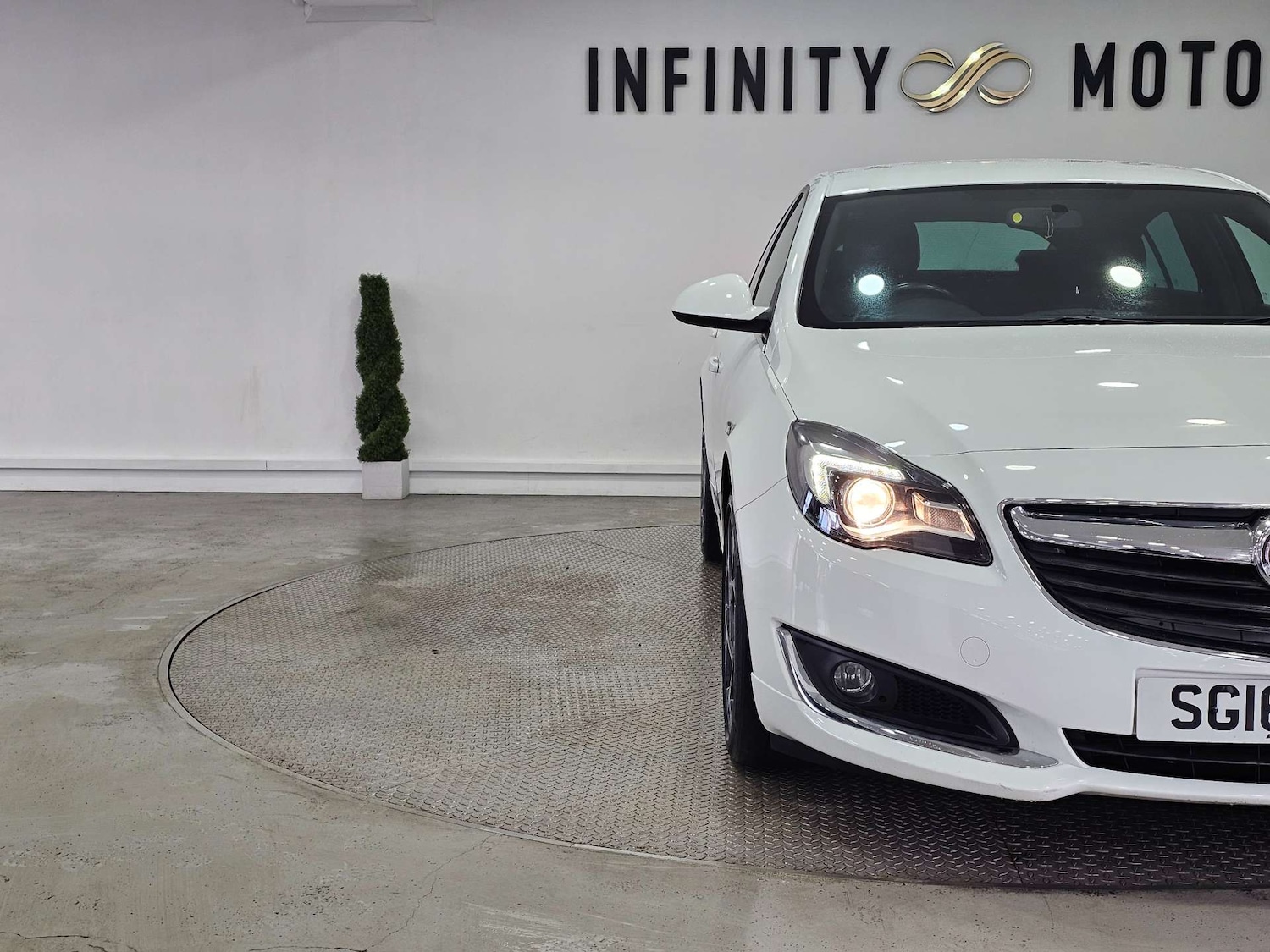 Used Vauxhall Insignia 2016 for sale - 76972418: Photo 14