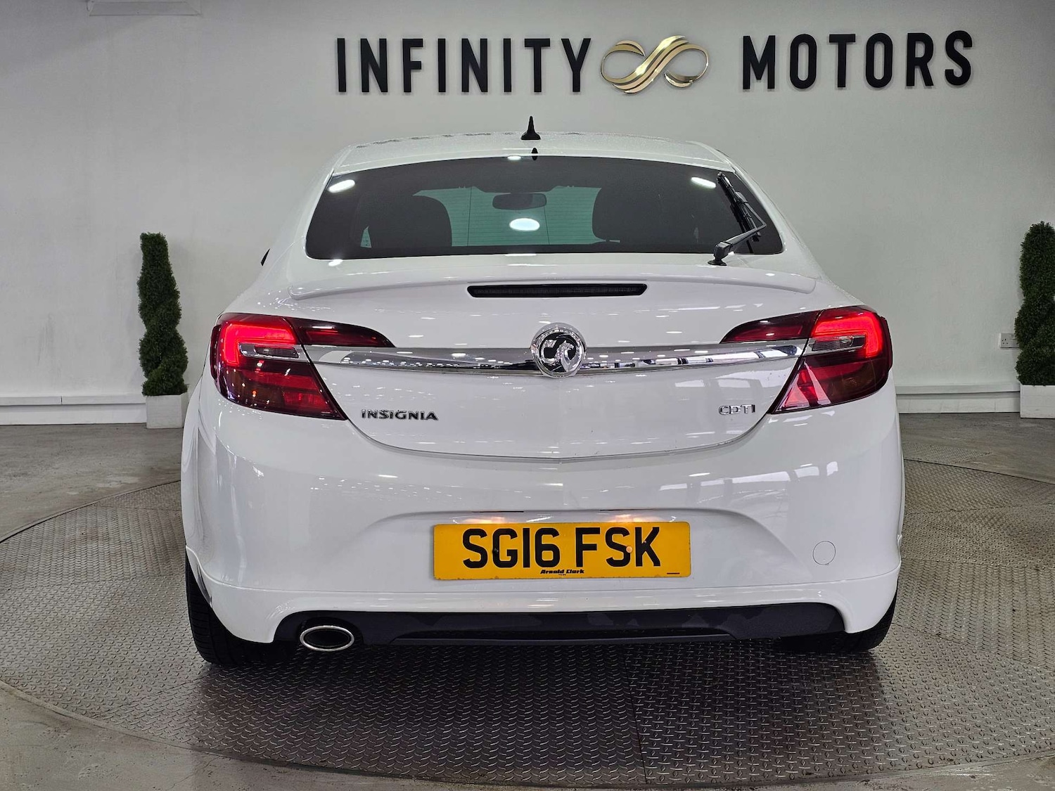 Used Vauxhall Insignia 2016 for sale - 76972418: Photo 29