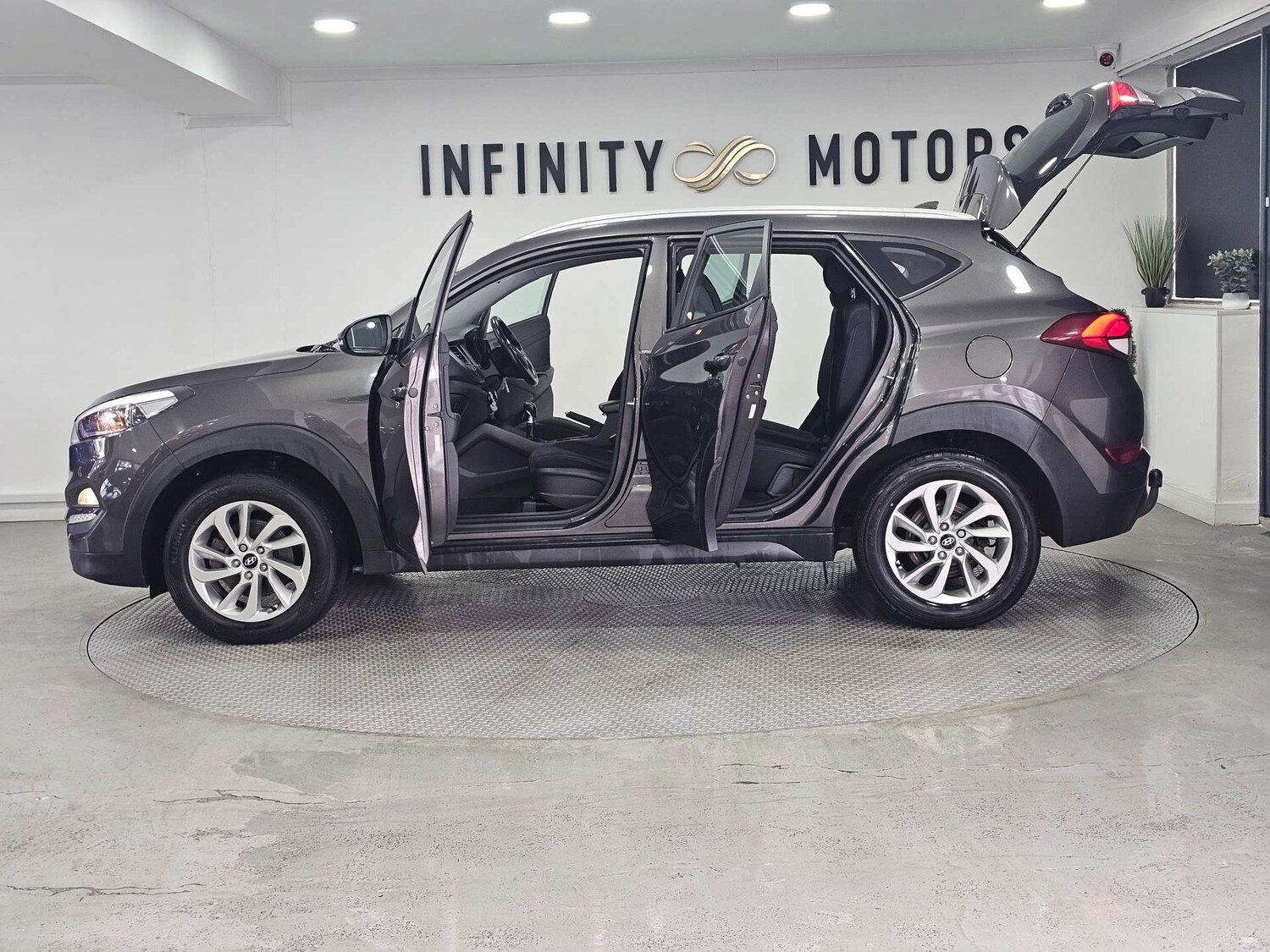 Used Hyundai TUCSON 2016 for sale - 77420254: Photo 46