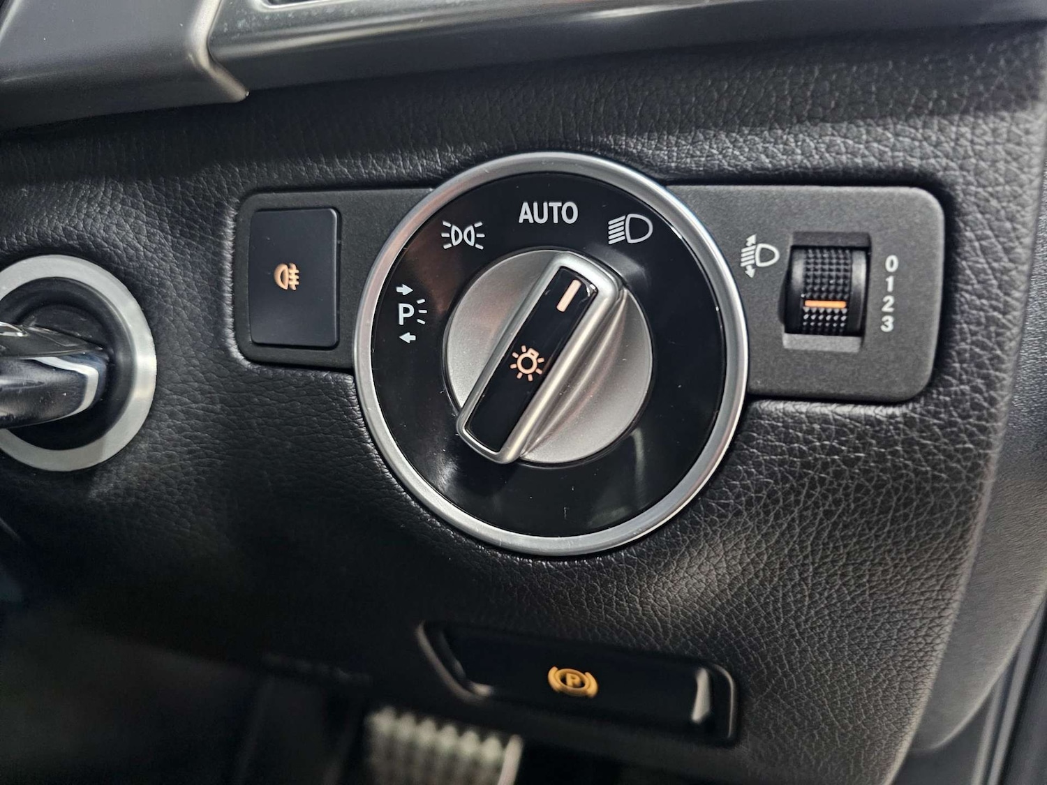 Used Mercedes-Benz M Class 2014 for sale - 77350588: Photo 59