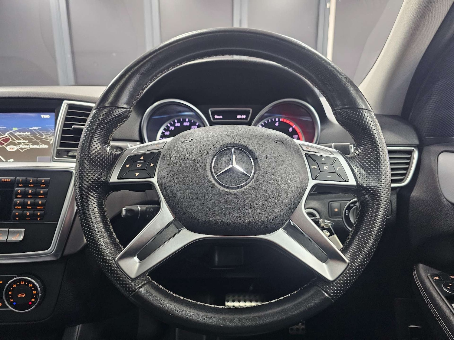 Used Mercedes-Benz M Class 2014 for sale - 77350588: Photo 62