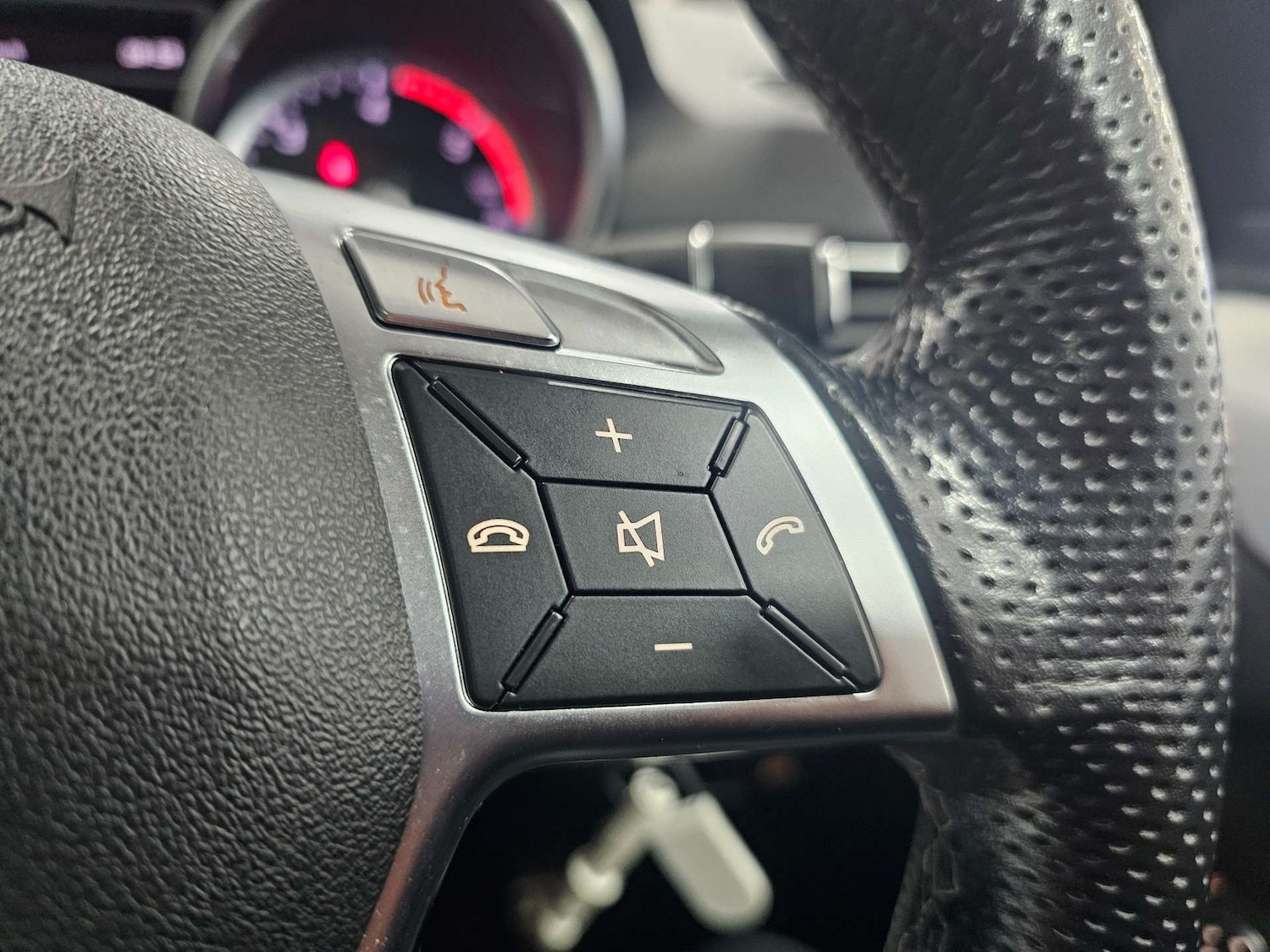 Used Mercedes-Benz M Class 2014 for sale - 77350588: Photo 63